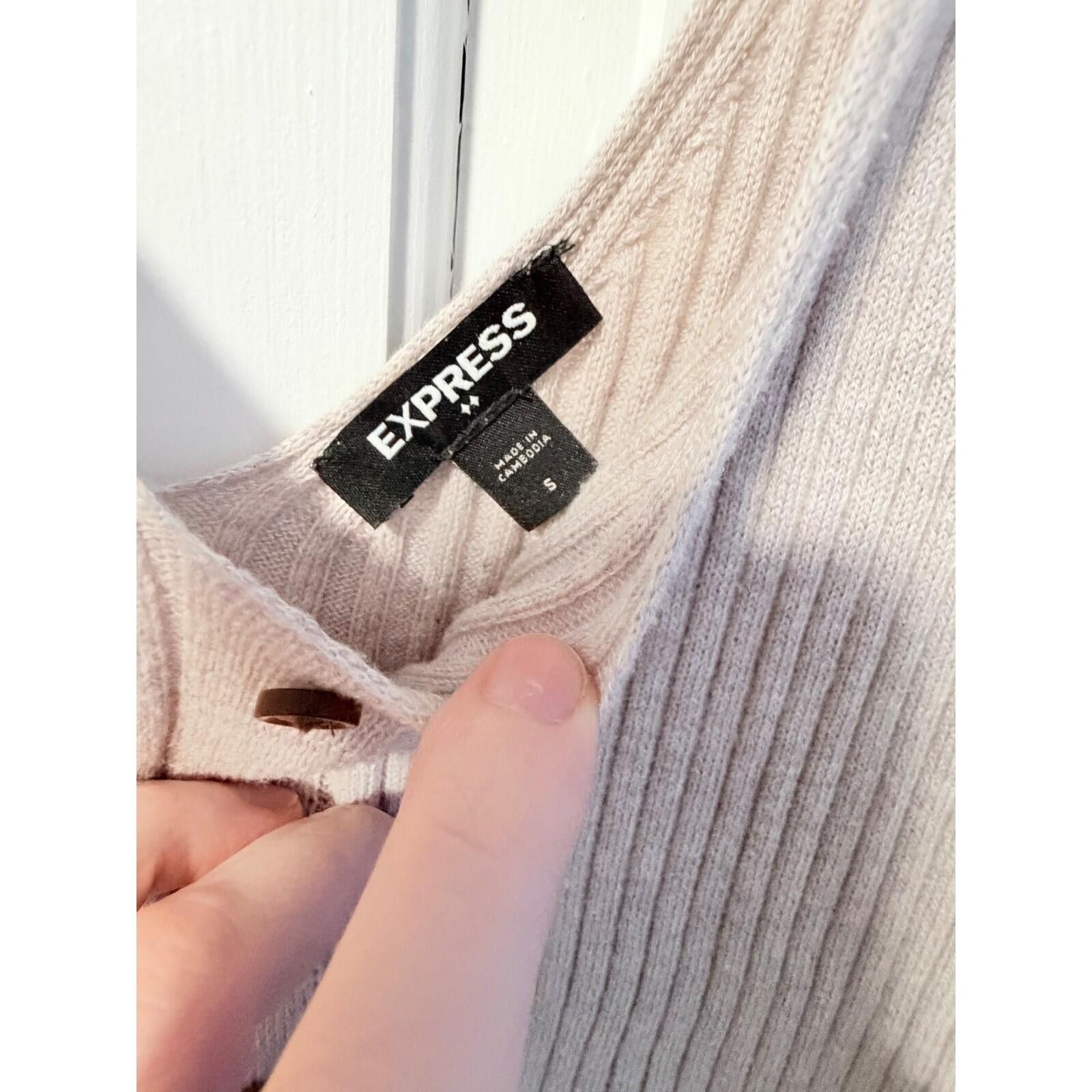 Express Express Ribbed Knit Tank Top Womens S Gray Button Front Size S / US 4 / IT 40 - 2 Thumbnail