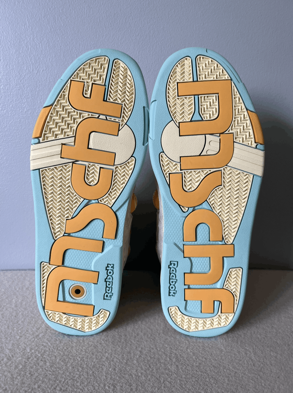 Reebok MSCHF Reebok Omni Zone IX in Yellow Blue Size US 10 / EU 43 - 6 Thumbnail