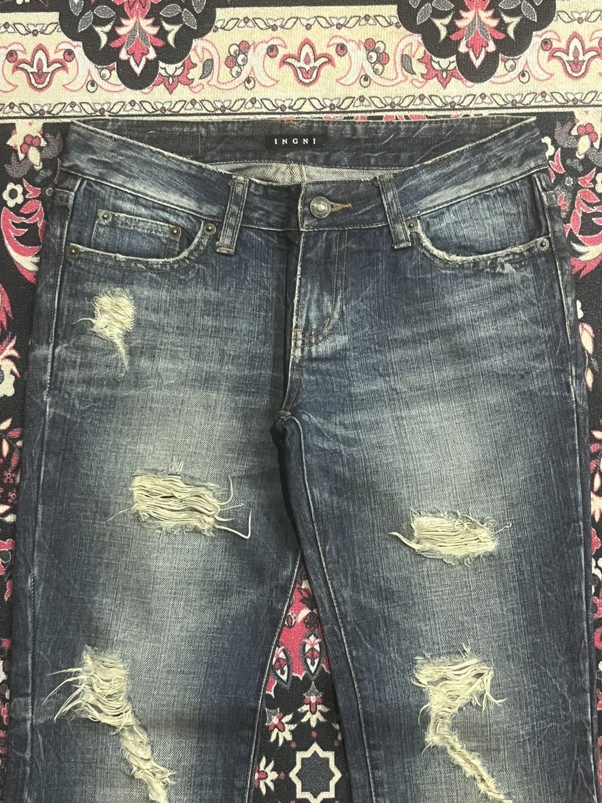 CIVARIZE Vintage Japanese Brand IGNI Dark Washed Distress Flare Jeans Size 28" / US 6 / IT 42 - 4 Thumbnail