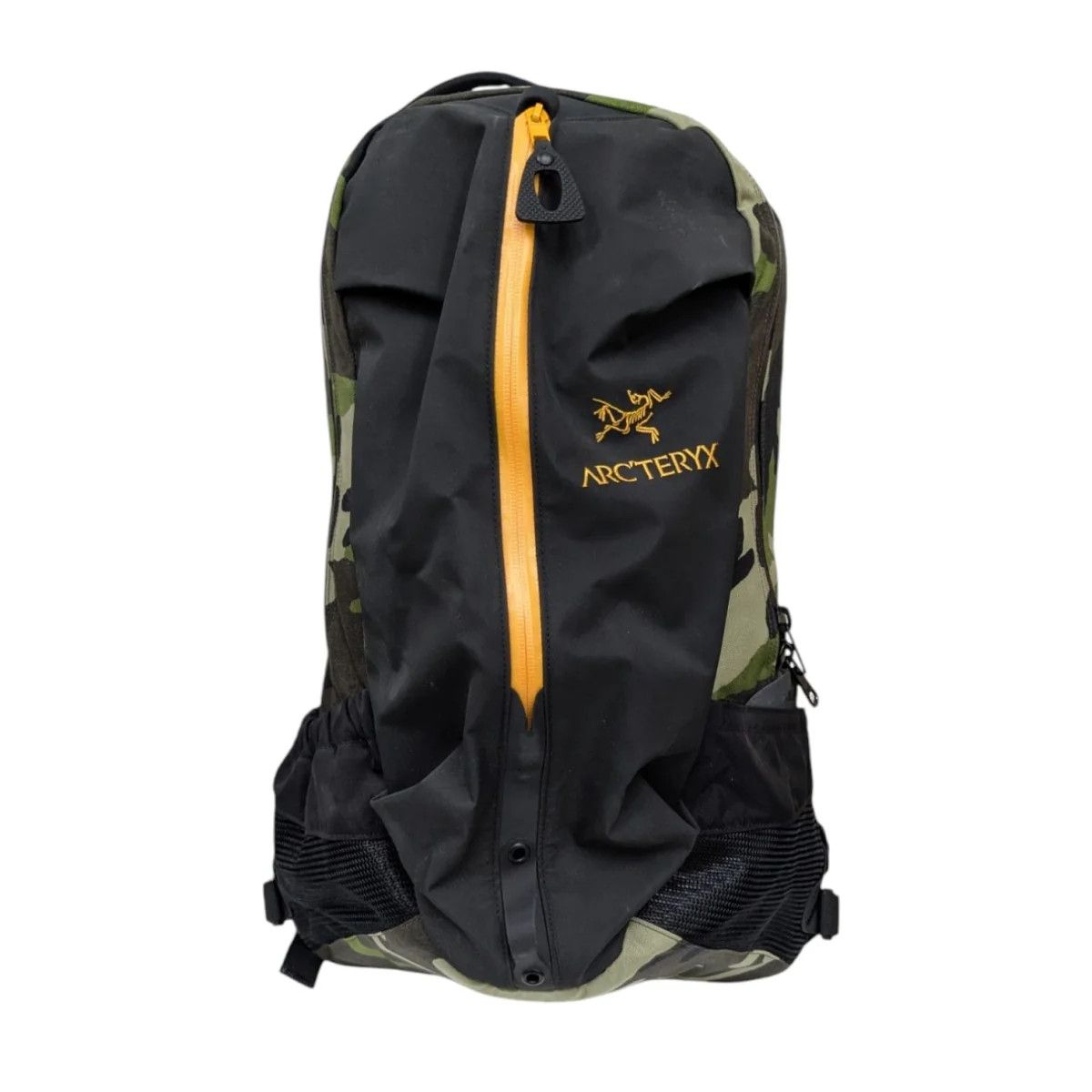 Pre-owned Arcteryx X Beams Plus Sebring 40th Anniversary 28l Backpack In Camo