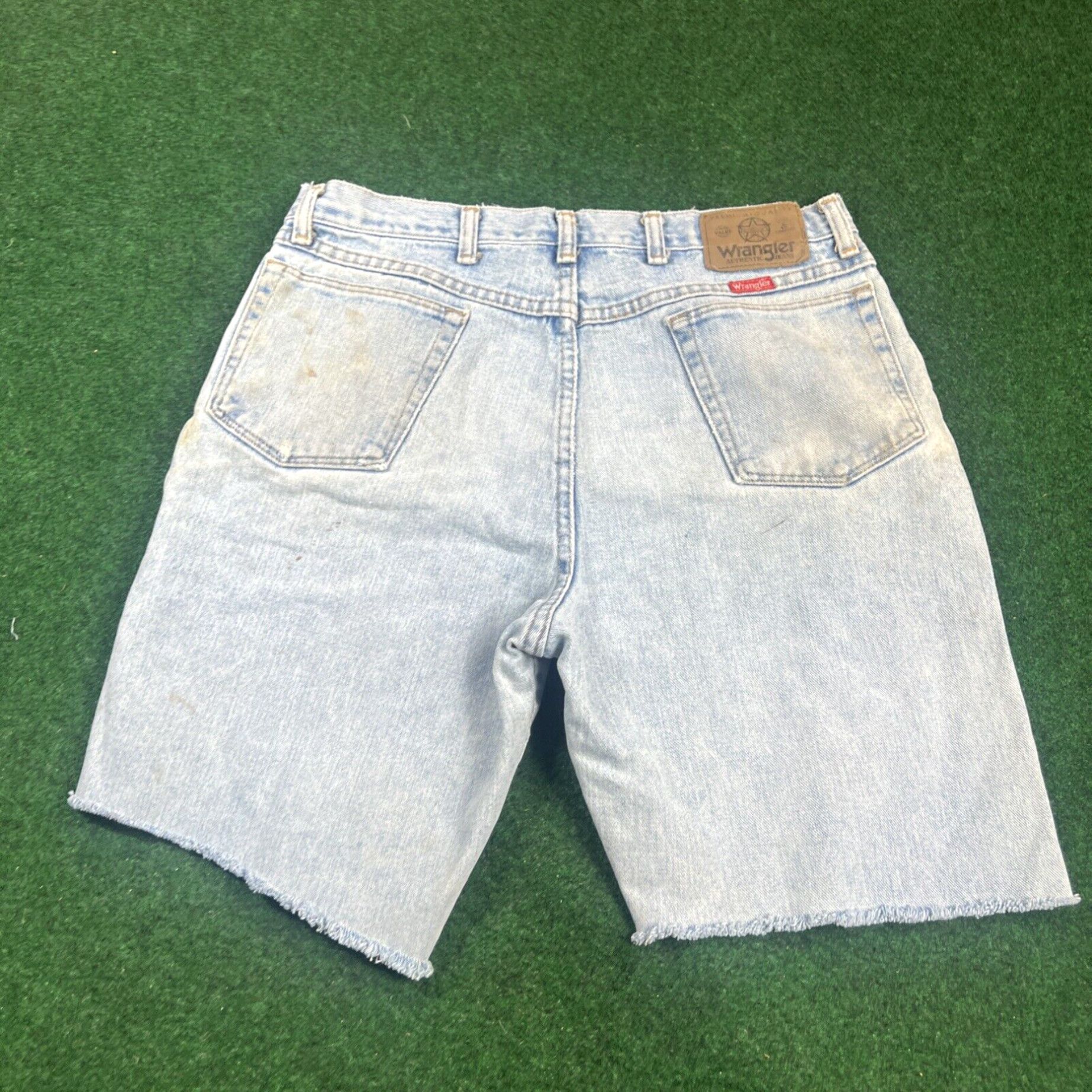 Wrangler Wrangler Denim Light blue Jean Shorts Men’s Size 32 Relaxed Fit Work Dirty Size US 32 / EU 48 - 6 Thumbnail