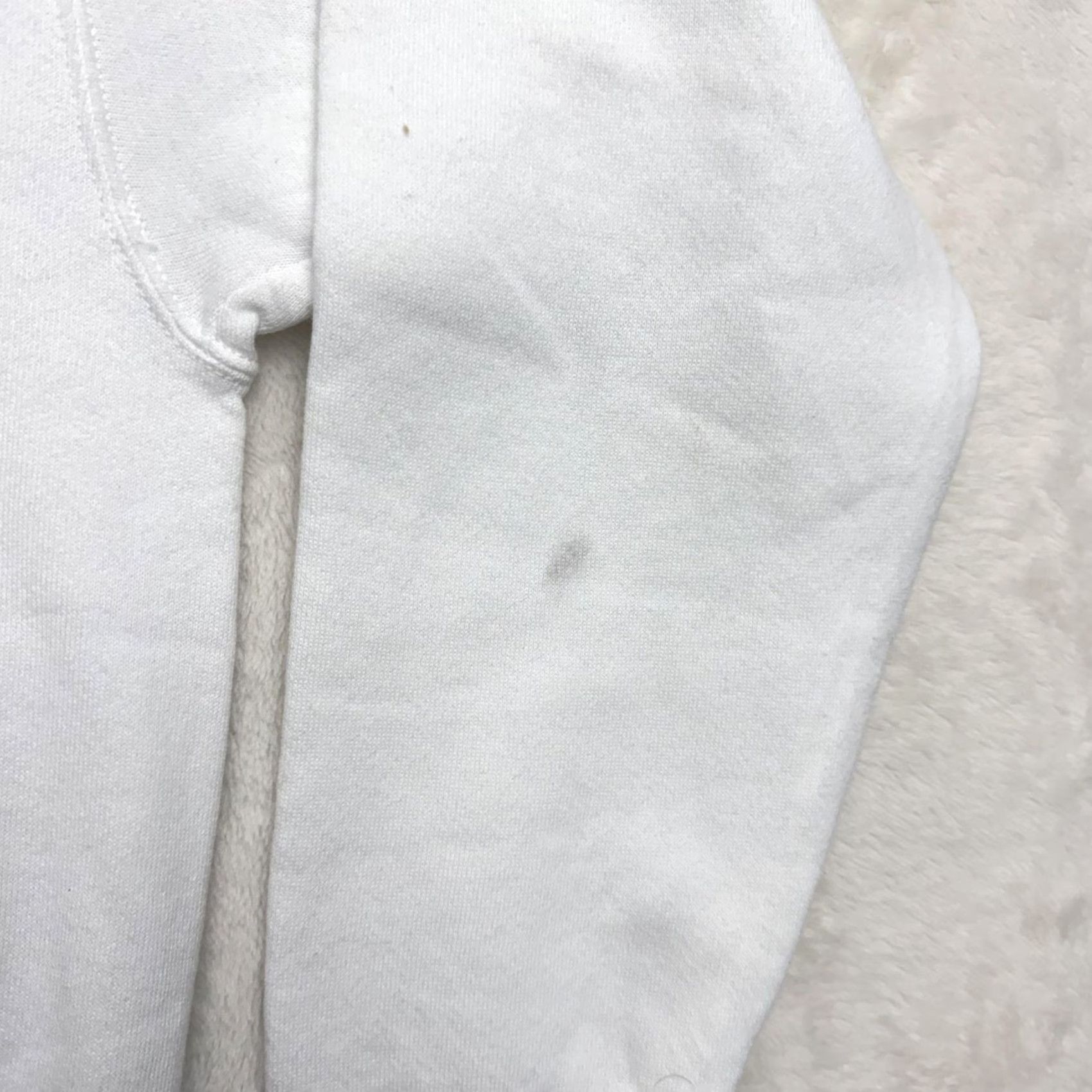 Fruit Of The Loom VINTAGE Billy Bee Productions Sweatshirt Mens M White Graphic Print 90s Size US M / EU 48-50 / 2 - 5 Thumbnail