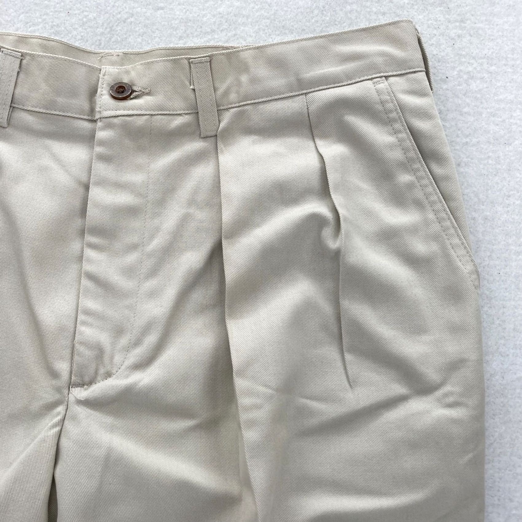 Savane Savane Khaki Pants Mens 36x29 Gray Pleated Classic Tapered Leg Wrinkle Resist Size US 36 / EU 52 - 4 Thumbnail