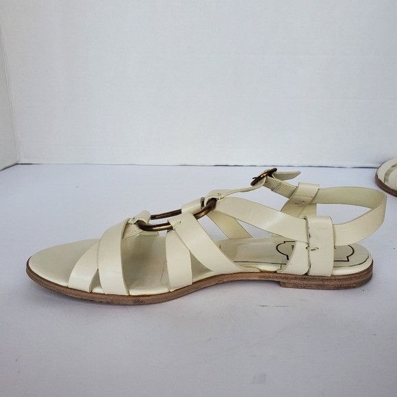 Roger Vivier Roger Vivier Italian Leather Strappy Sandal Size US 7.5 / IT 37.5 - 8 Thumbnail