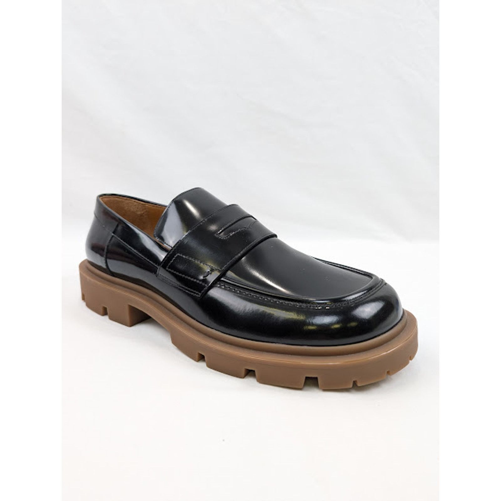 o1rshd1 Mocassin Boots in Black