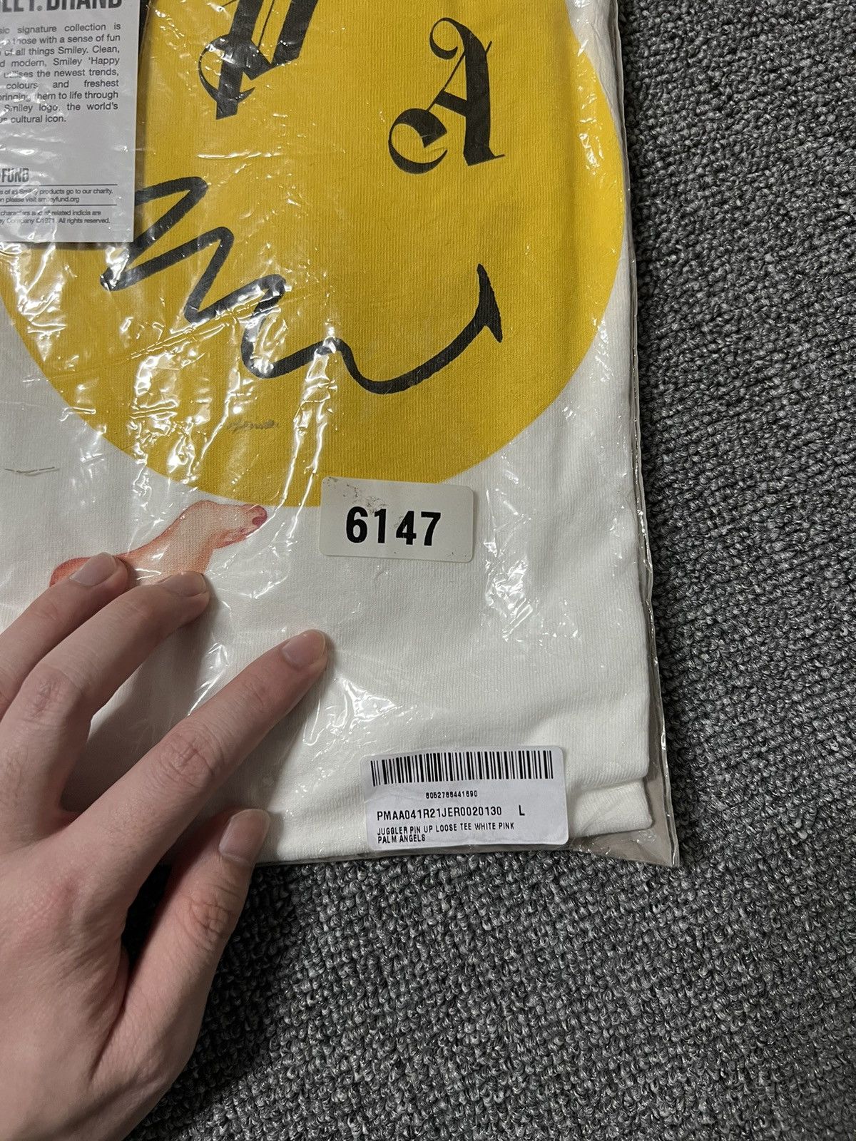 Palm Angels 「retail€449」Brand new palm angels x smiley tee shirt Size US L / EU 52-54 / 3 - 17 Thumbnail