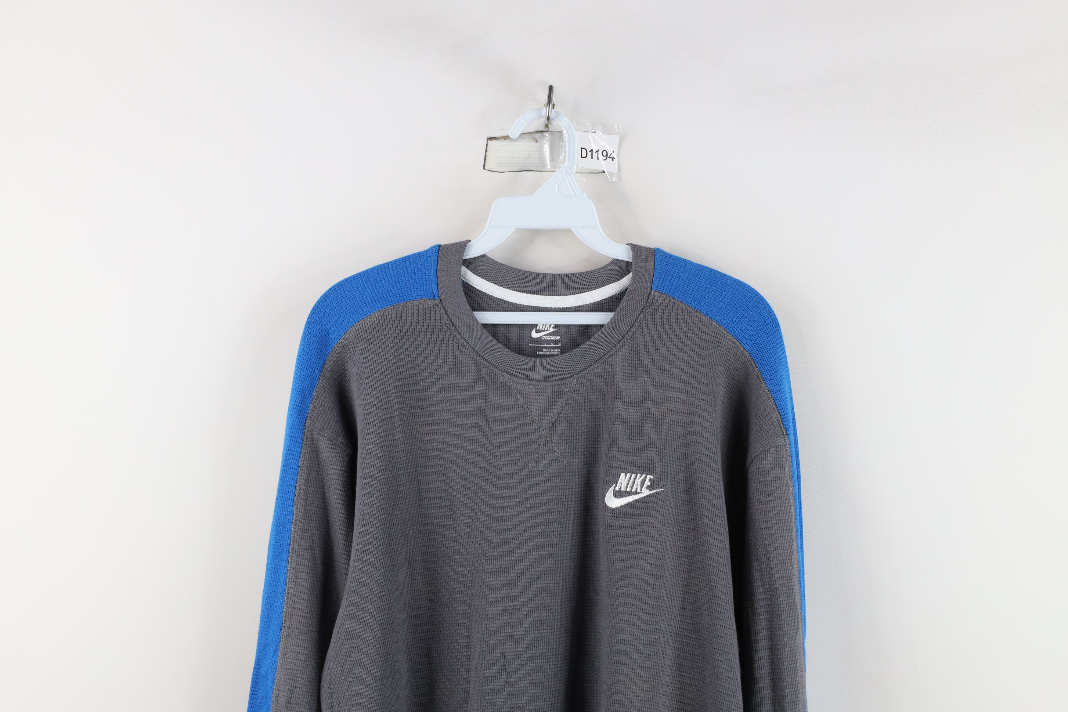 Nike NOS Vintage Y2K Nike Mini Swoosh Thermal Waffle Knit T-Shirt Size US L / EU 52-54 / 3 - 2 Thumbnail