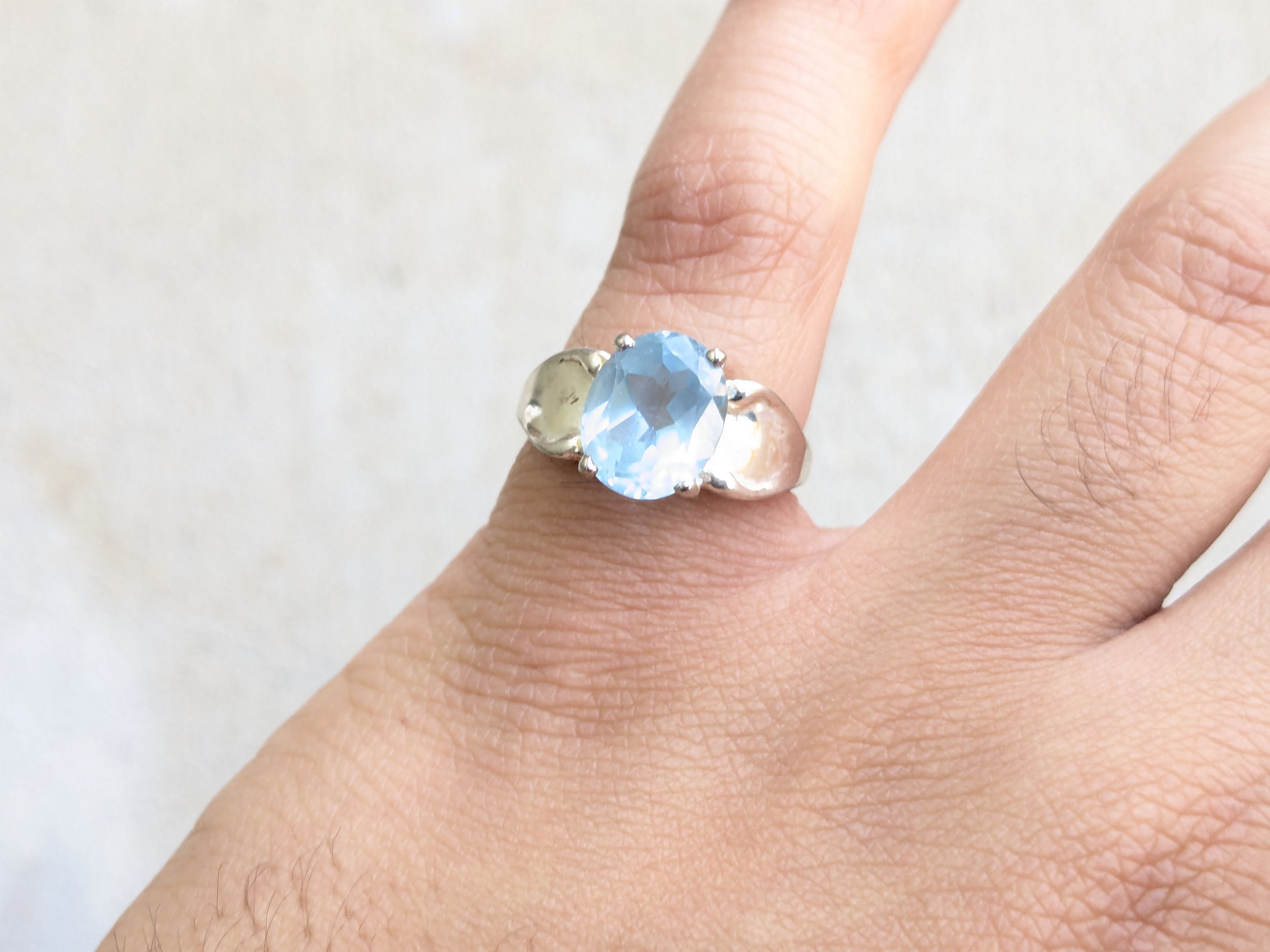 Jewelry Sterling Silver Ring Blue Topaz Oval Faceted 7 Size ONE SIZE - 9 Thumbnail