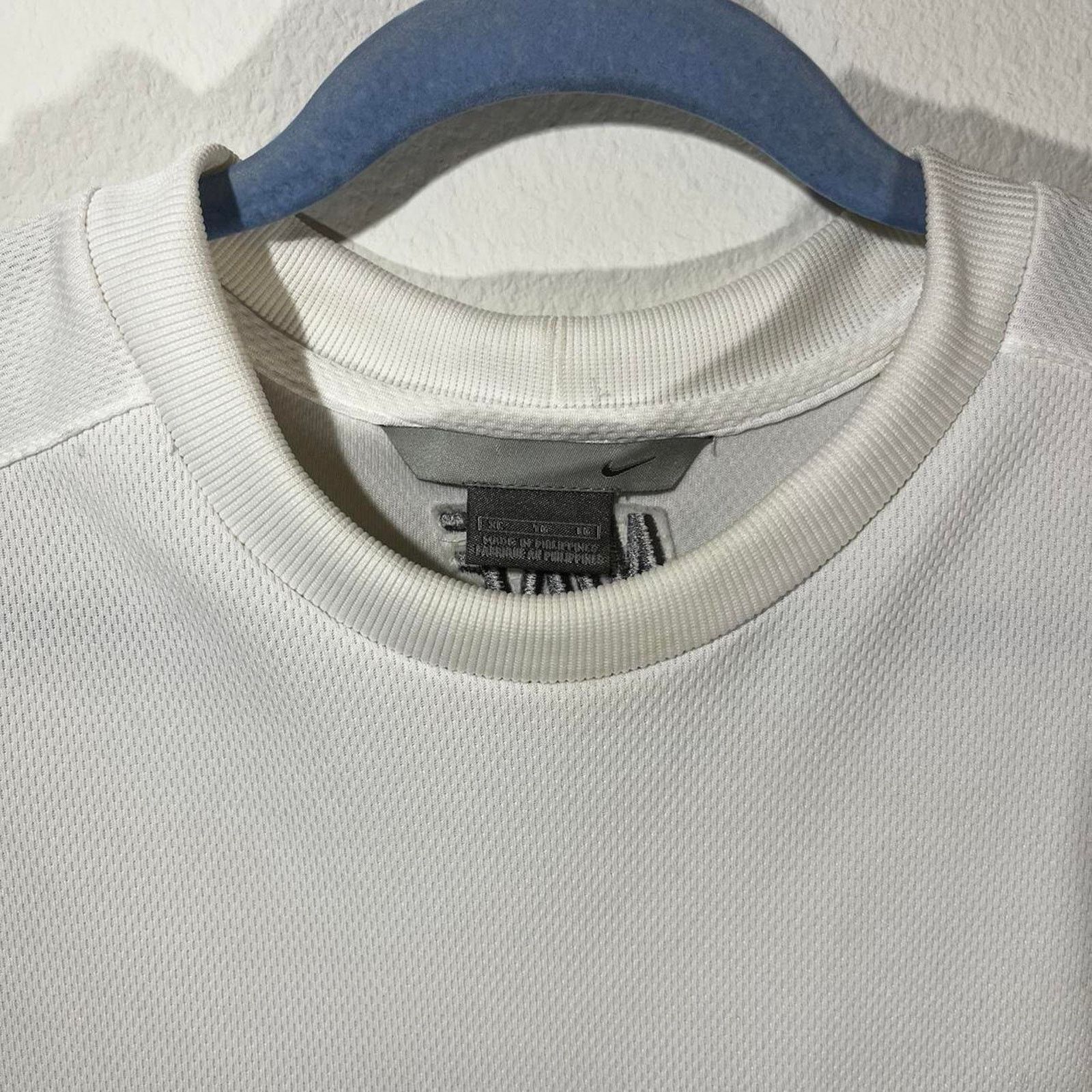 Nike Vintage Y2K Nike White Oversized Athletic Heavy T-shirt Size US XL / EU 56 / 4 - 3 Thumbnail