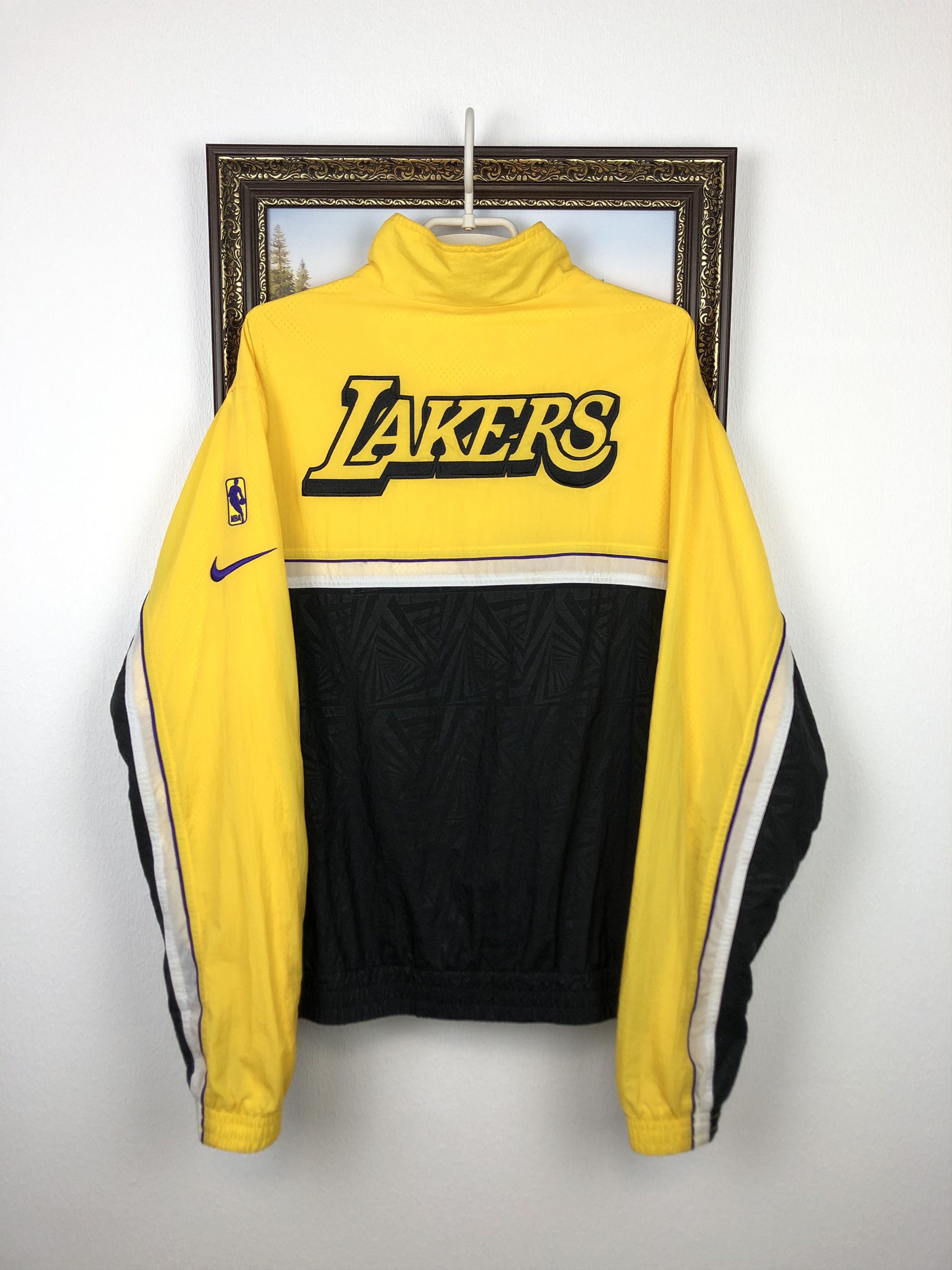 Nike Nike Los Angeles Lakers Windbreaker Jacket Full Zip NBA Size US L / EU 52-54 / 3 - 10 Thumbnail