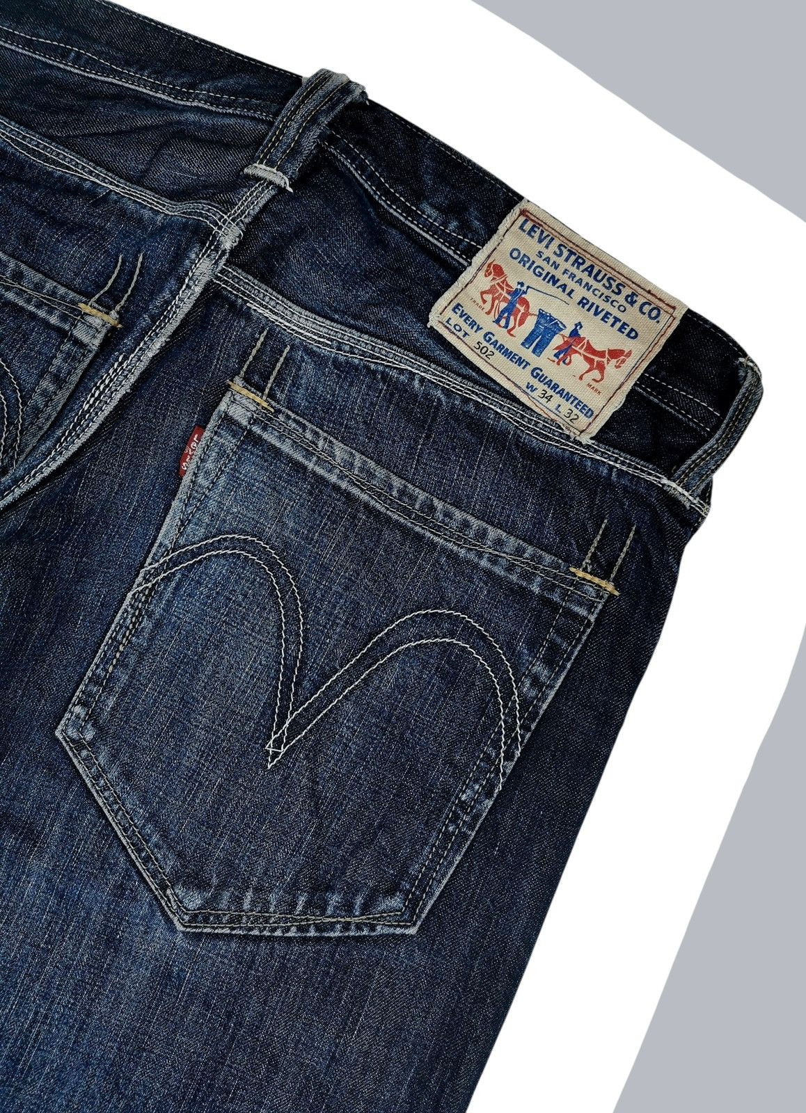 Levi's Vintage Levis 502 Original Riveted Denim Jeans Size US 35 - 6 Thumbnail