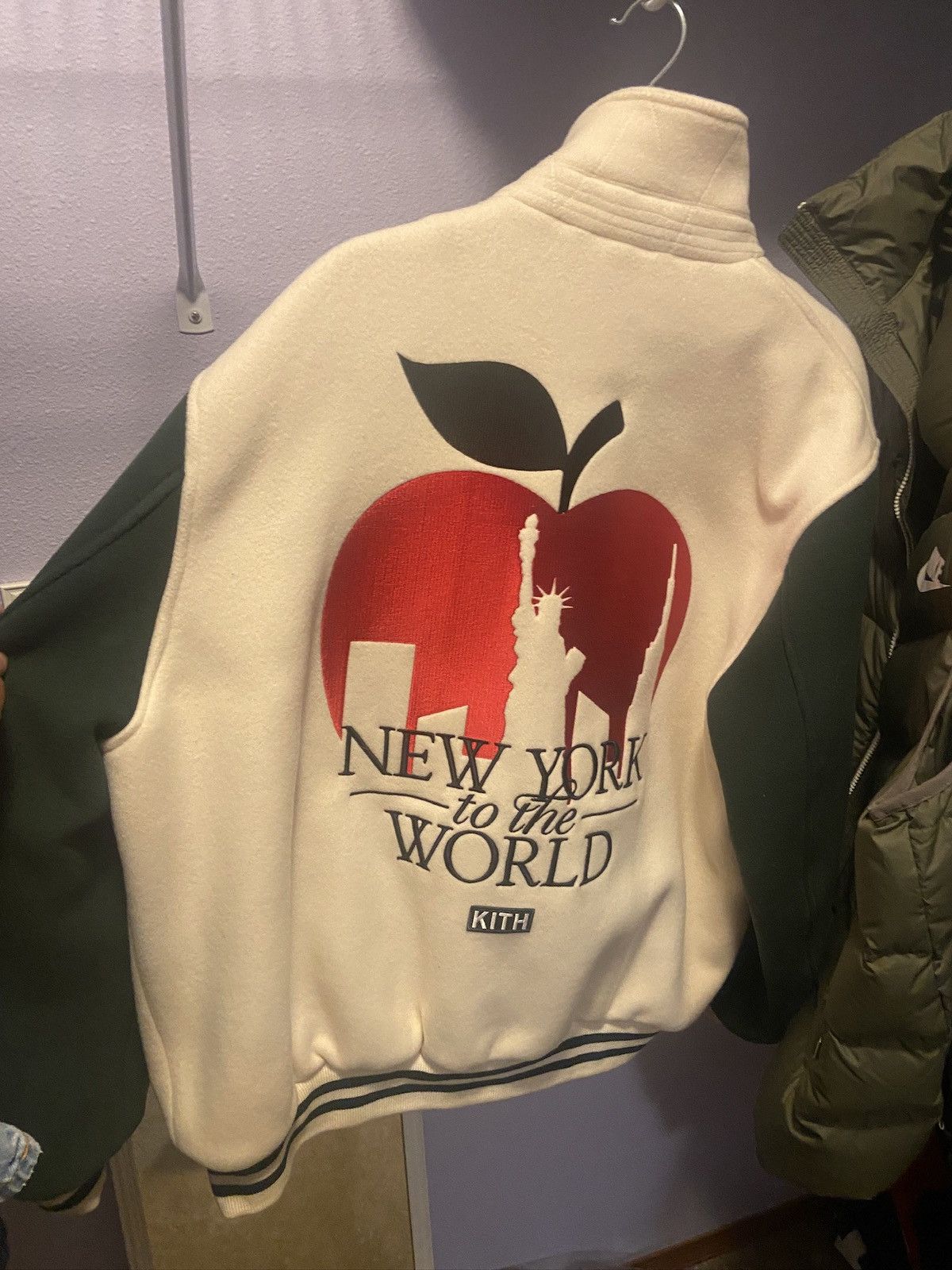 Kith Kith NY to the World Size US XL / EU 56 / 4 - 1 Thumbnail