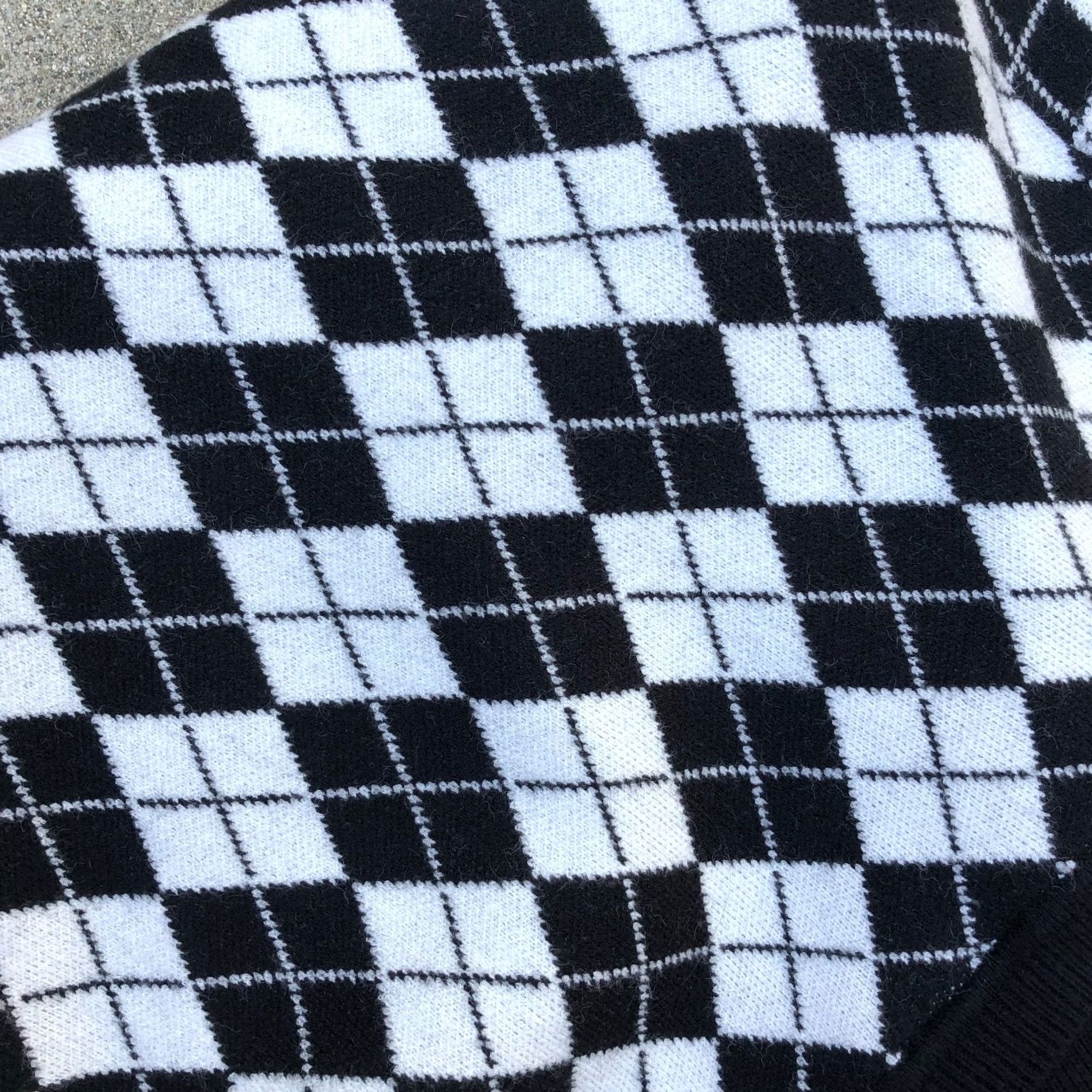 Torrid TORRID Argyle Sweater Women's 0 Sweatshirt V Neck Long Sleeve Black White Rayon Knit Pullover Women Size XS / US 0-2 / IT 36-38 - 4 Thumbnail