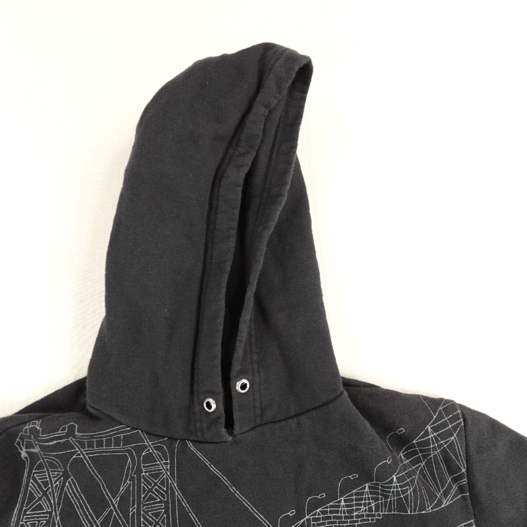 Elwood Elwood Hoodie Adult Medium Black Graphic Cityscape Print AOP Pullover Hooded Pockets Mens Size US M / EU 48-50 / 2 - 2 Thumbnail