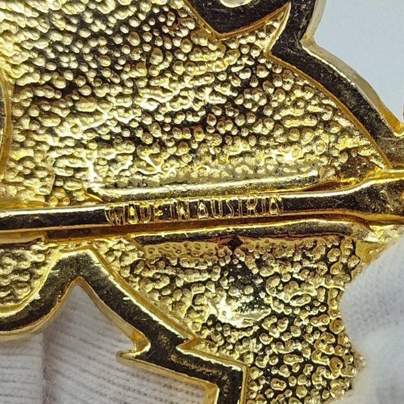 Disney Rare Vintage Disney Mickey Mouse Star Hat Brooch Size ONE SIZE - 10 Thumbnail