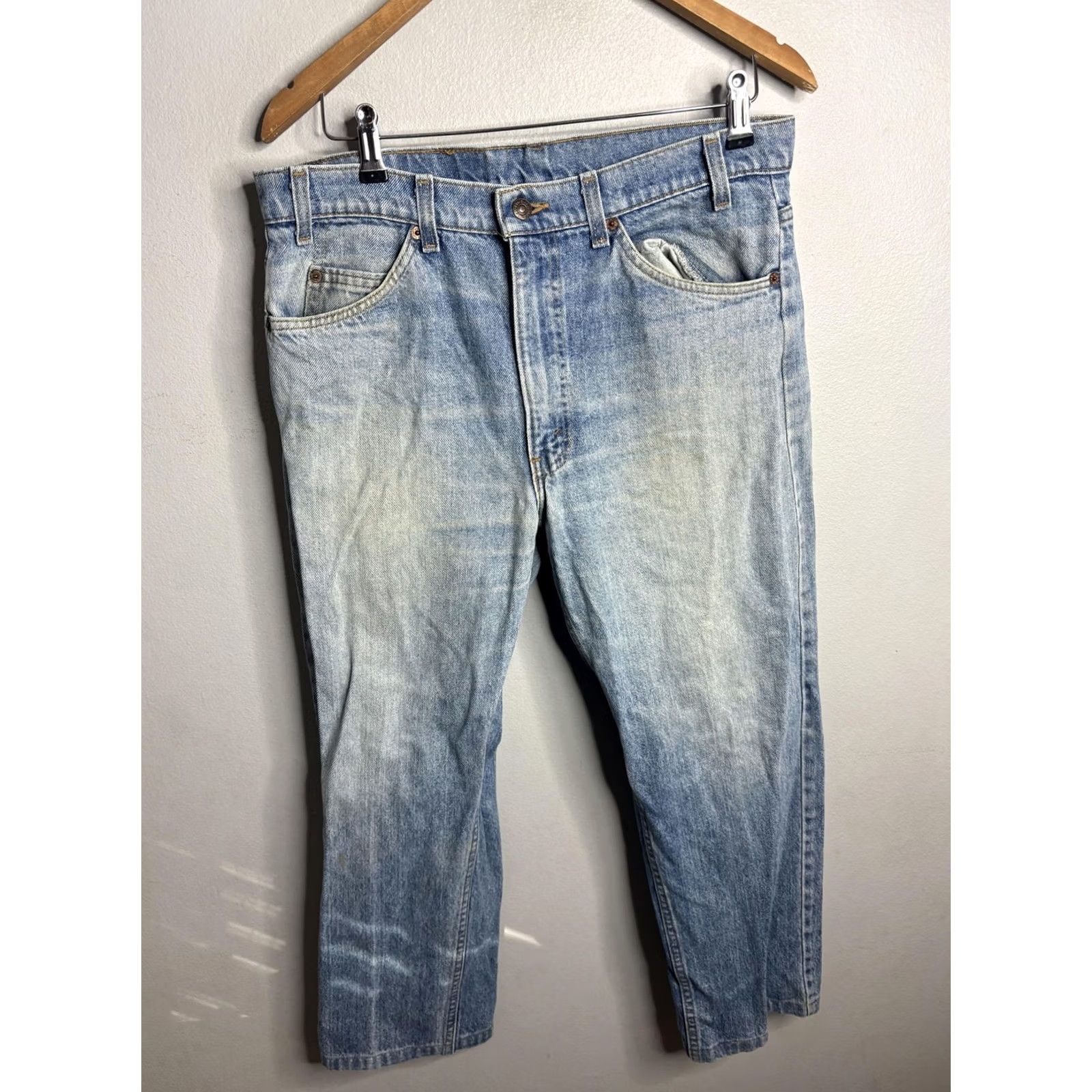 Levi's VINTAGE Levi's 501 Jeans Mens Jeans Straight Light Blue Wash Denim Button Fly Red Tab 30x32 Mens Size US 30 / EU 46 - 5 Thumbnail