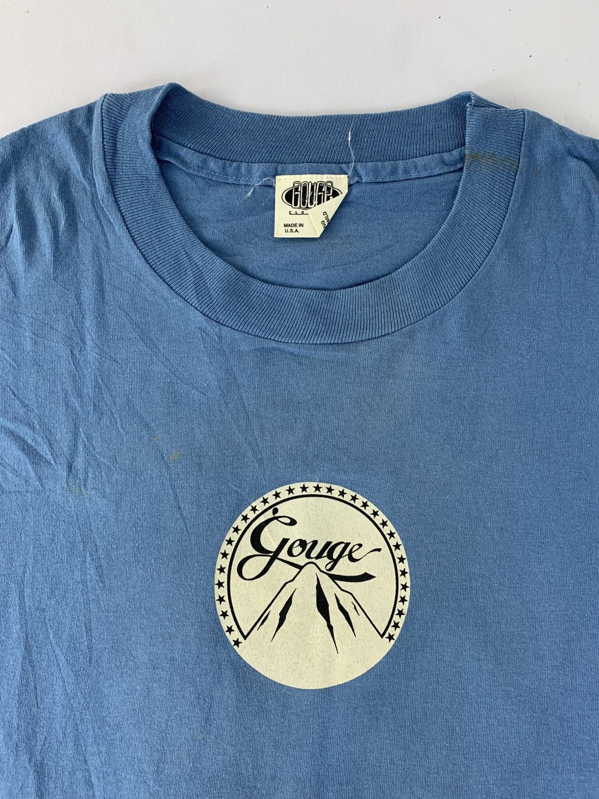 Vintage 90s Gouge USA Clothing Skate Big Logo Sky Blue Tee Size US L / EU 52-54 / 3 - 4 Thumbnail