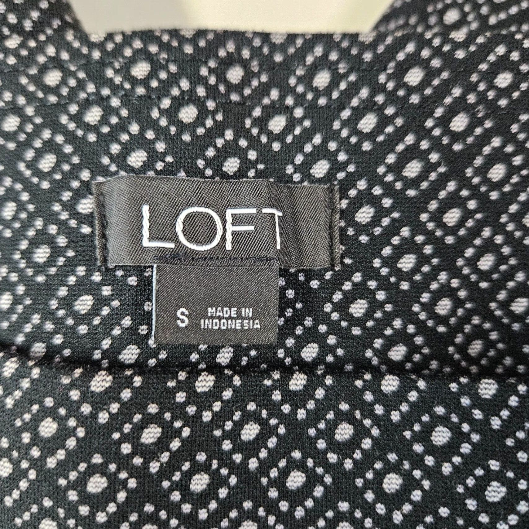 Loft VINTAGE Ann Taylor LOFT Womens Cropped Leggings Sz S Black Gray Mid Rise Rayon Blend Size 28" / US 6 / IT 42 - 7 Thumbnail