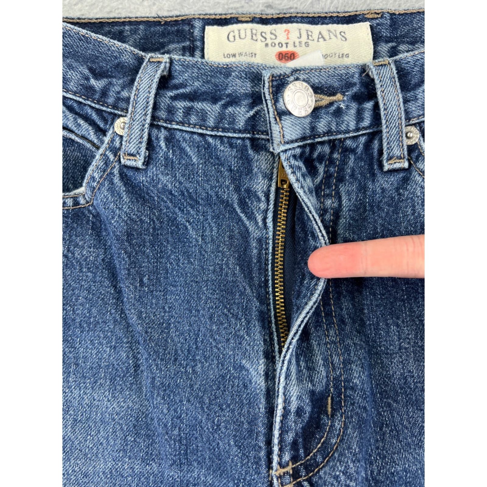 Guess VINTAGE Guess Jeans Womens 29 Blue Denim Jeans Bootcut Low Waist Cotton 26x27 Size 29" - 5 Thumbnail