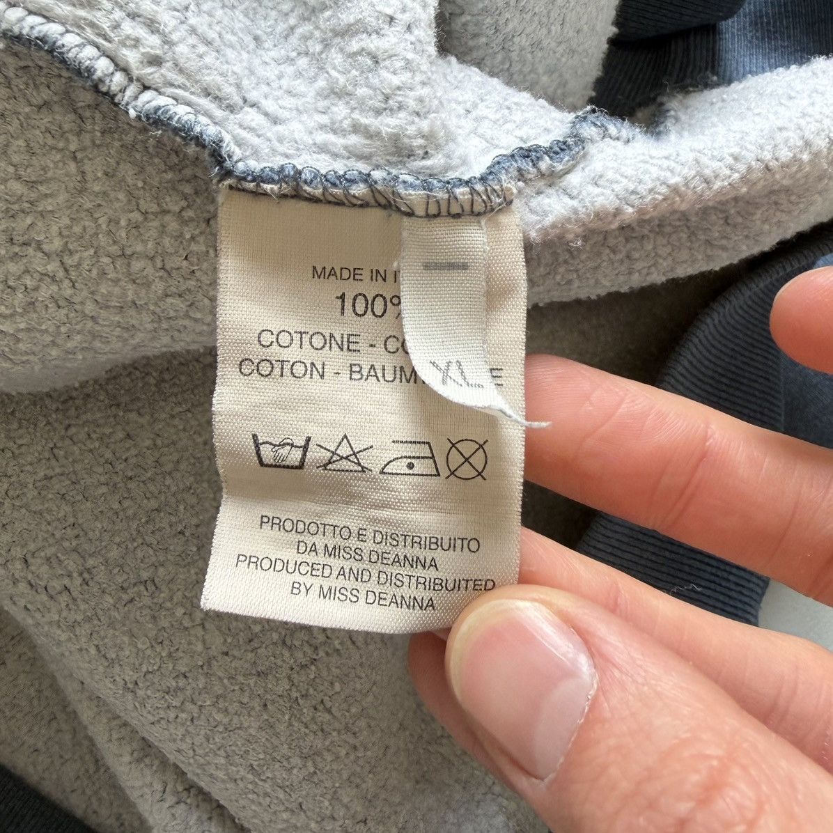 Maison Margiela Early 2000s Miss Deanna Blue Cotton Sweatshirt Size US XL / EU 56 / 4 - 11 Thumbnail