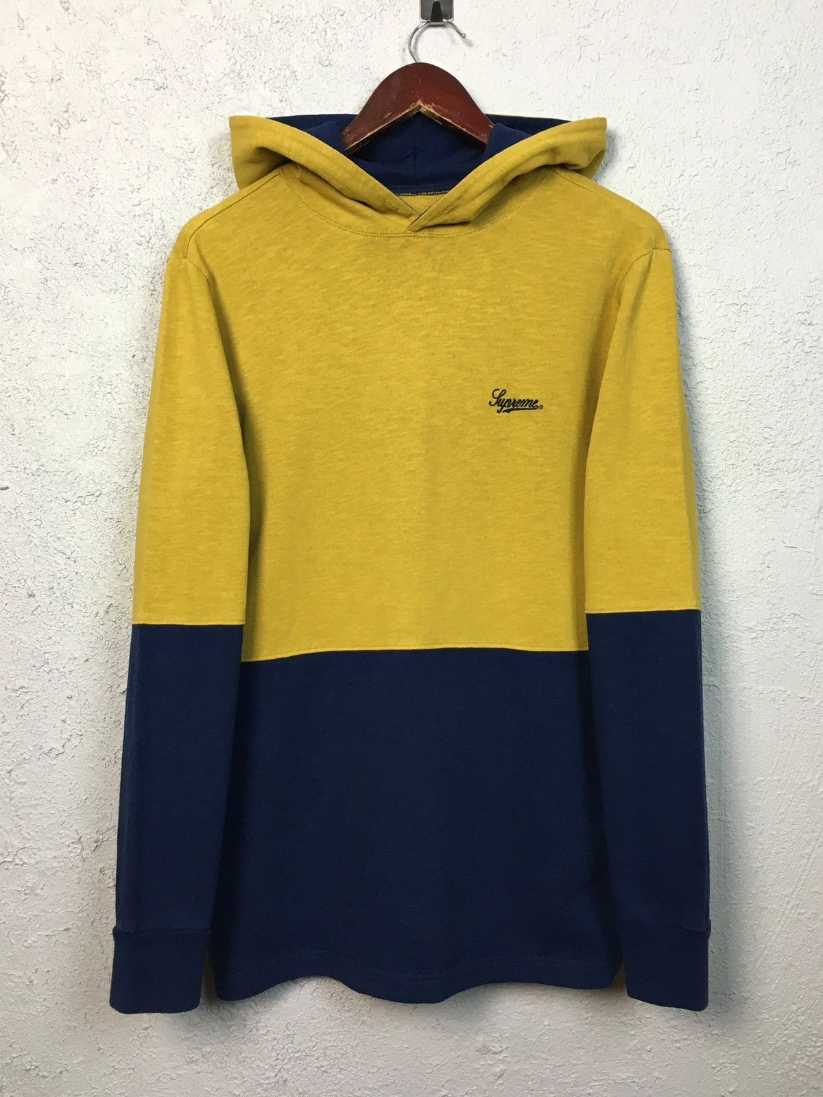 Supreme vintage SUPREME Hooded 2 Tone Top y2k skateboarding Size US M / EU 48-50 / 2 - 1 Thumbnail