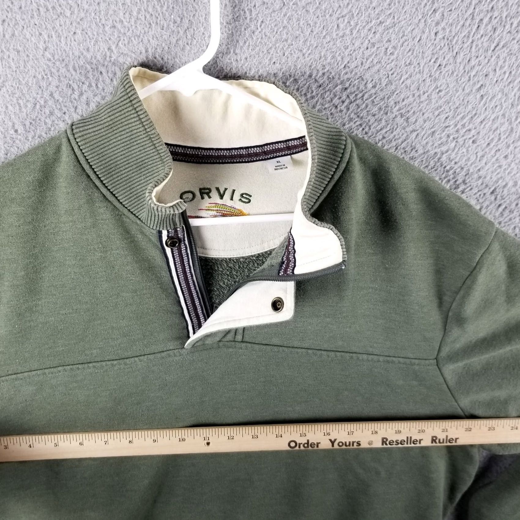 Orvis Orvis Sweater Jacket XL Green Embroidered Fly Fishing Outdoor Mens Flaw - Hole on sleeve seam Size US XL / EU 56 / 4 - 6 Thumbnail
