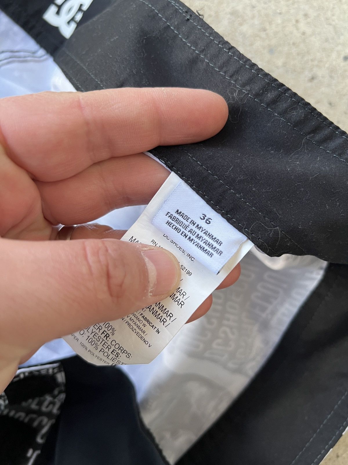 DC DC Shoes Shorts Size US 36 / EU 52 - 4 Thumbnail