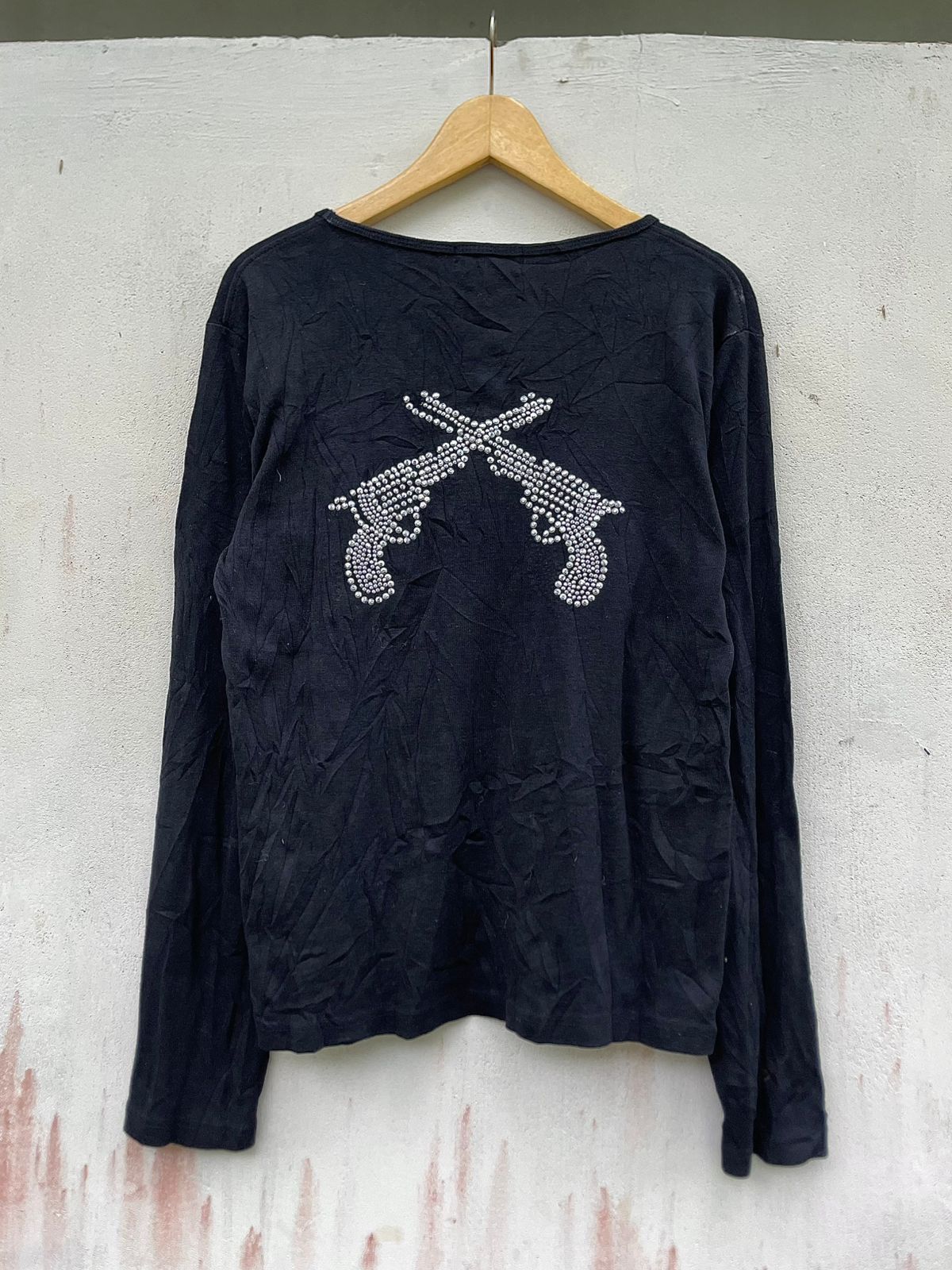 Japanese Brand Kui Japanese Brand Skull Guns Size US M / EU 48-50 / 2 - 4 Thumbnail