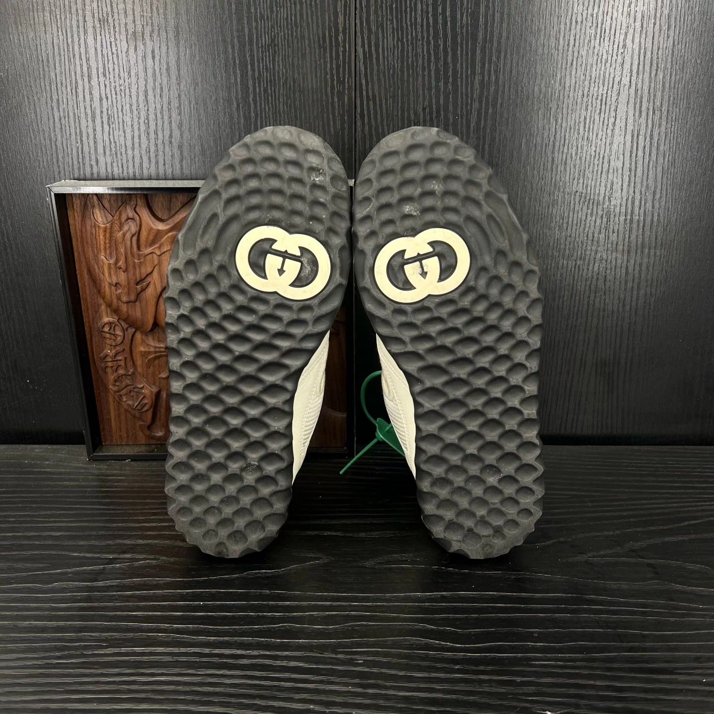Gucci Gucci Mac80 Black/White Distressed 37.5 Mint Size US 6.5 / IT 36.5 - 7 Thumbnail