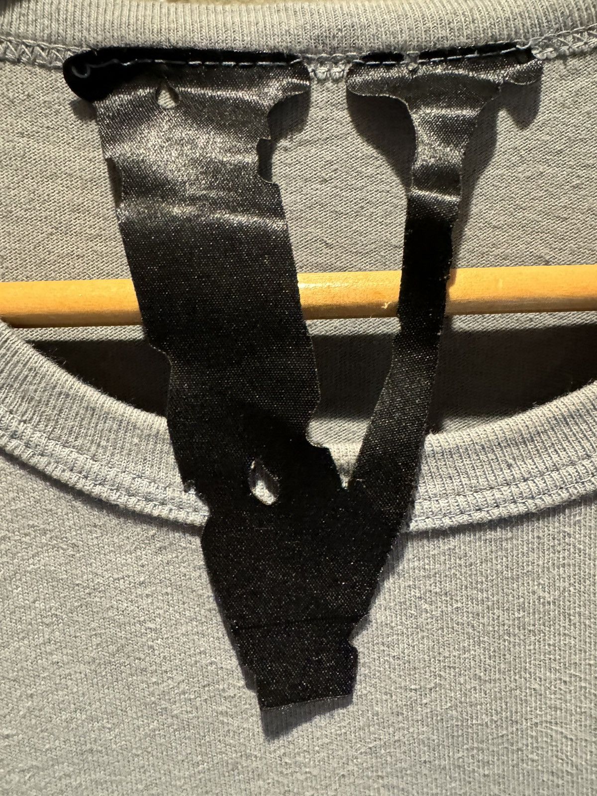 Vlone RARE* Vlone NY Pop-Up Grey/Navy Yankee Friends - Tee Size US L / EU 52-54 / 3 - 3 Thumbnail