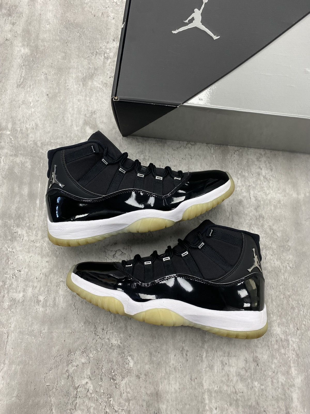 Size 10.5M - Jordan 11 Retro “Jubilee 25th
