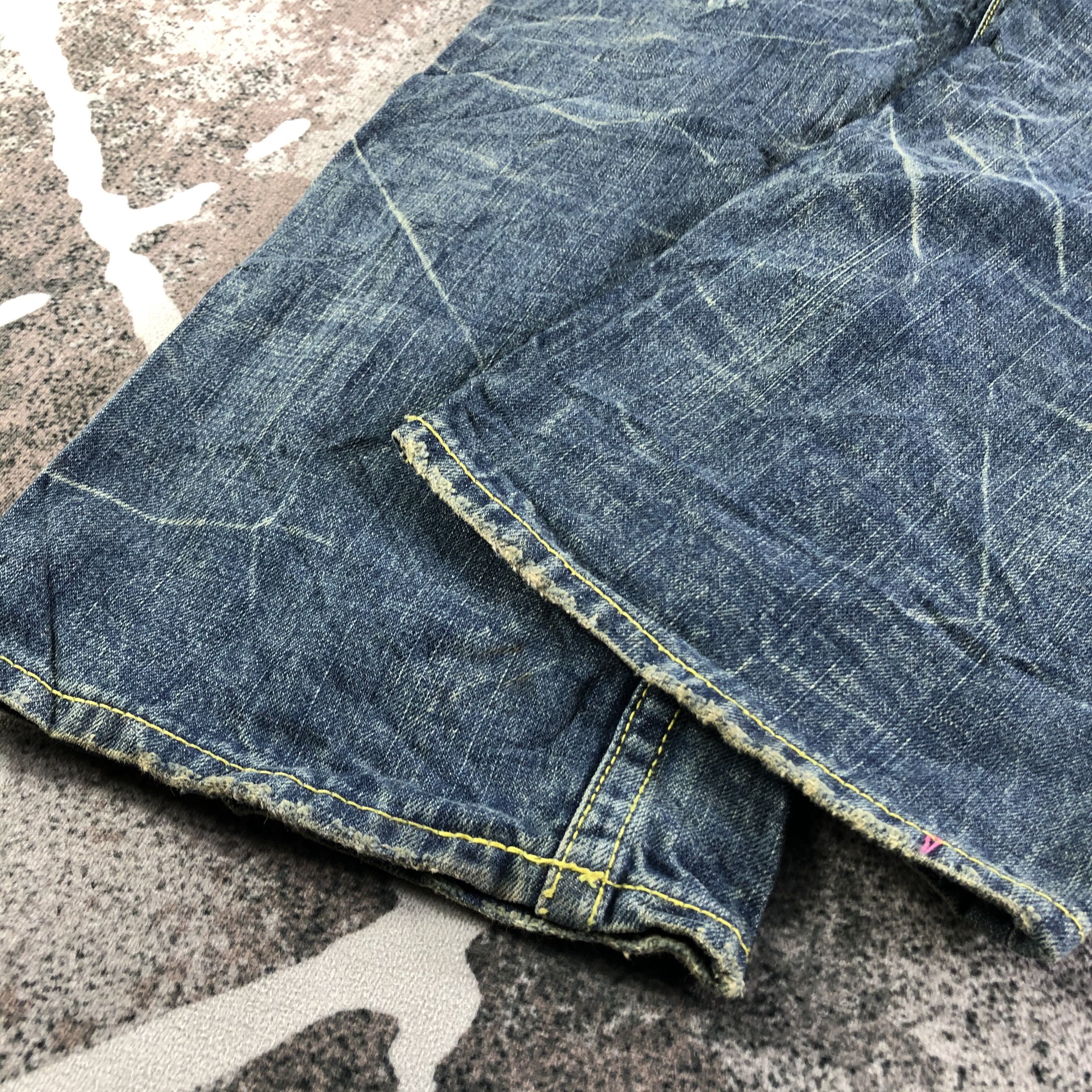 Japanese Brand Japanese CO&LU Jeans Faded Distressed Denim KJ2974 Size US 28 / EU 44 - 6 Thumbnail