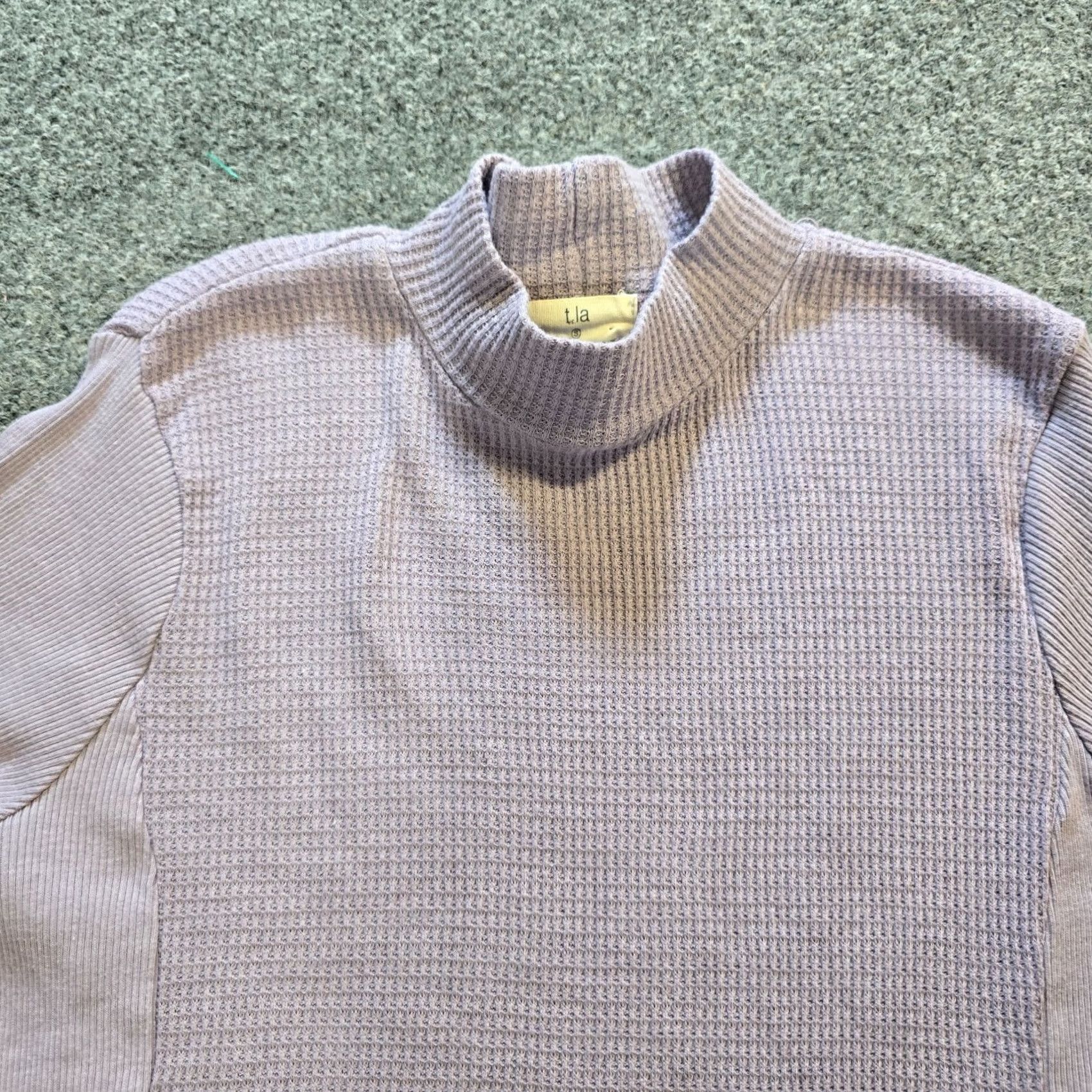 Anthropologie T La Anthropologie Top Women Size Small Purple Thermal Waffle Knit Lounge Casual Shirt Size S / US 4 / IT 40 - 2 Thumbnail