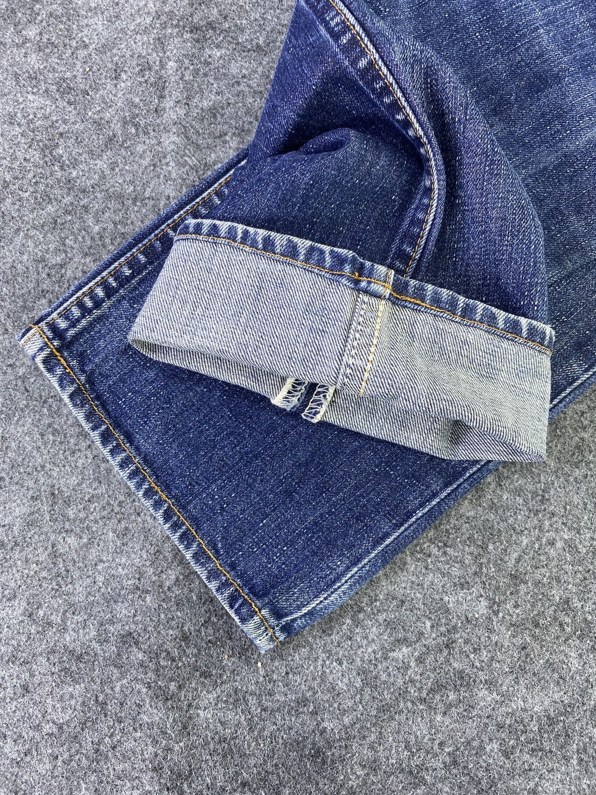 Jean × Levi's × Vintage Levis vintage 522 Blue Wash Jeans - J931 Size US 29 - 9 Thumbnail
