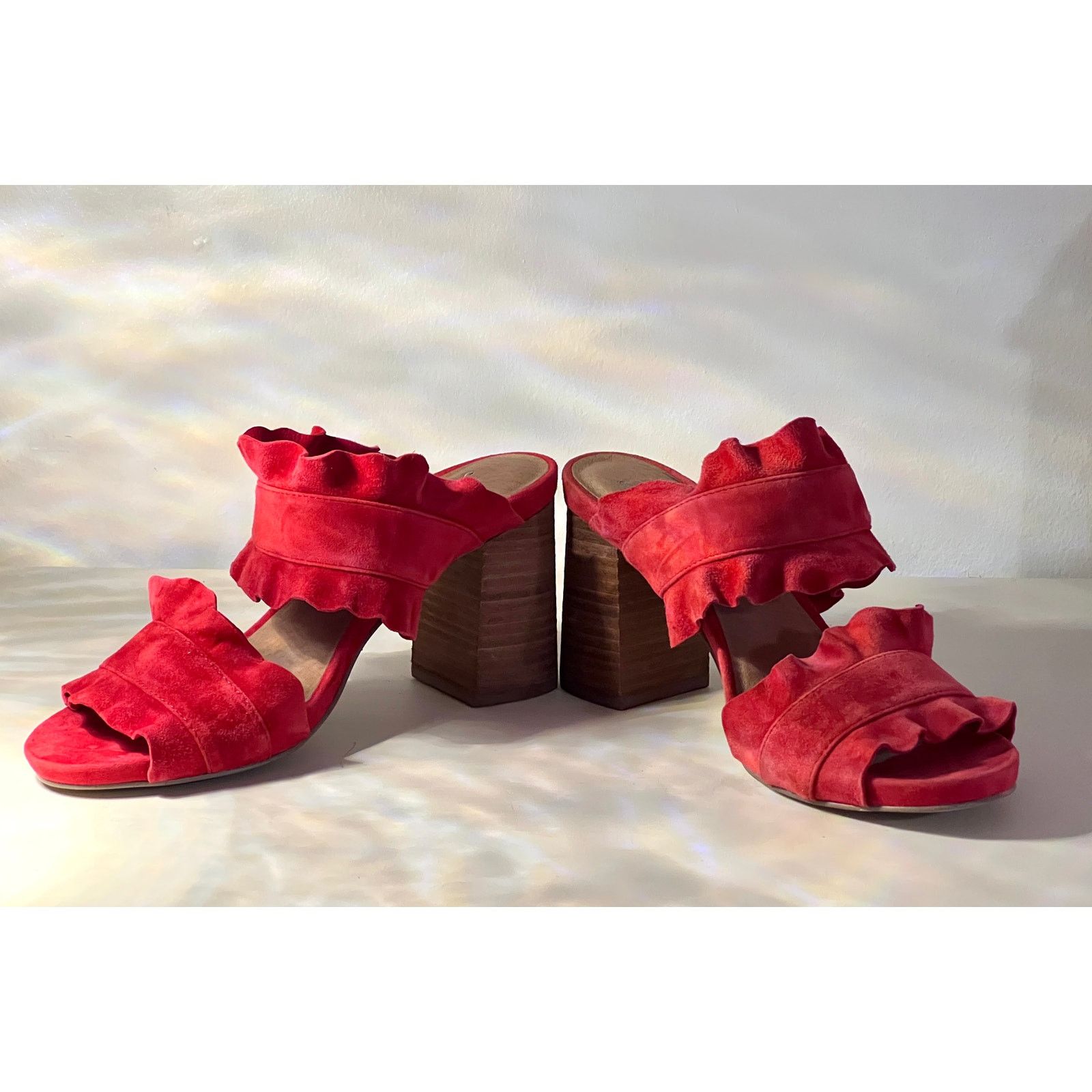 Free People Free People Rosie Ruffle Stacked Heel Red Size EU 37 US 6.5 Size US 6.5 / IT 36.5 - 2 Thumbnail
