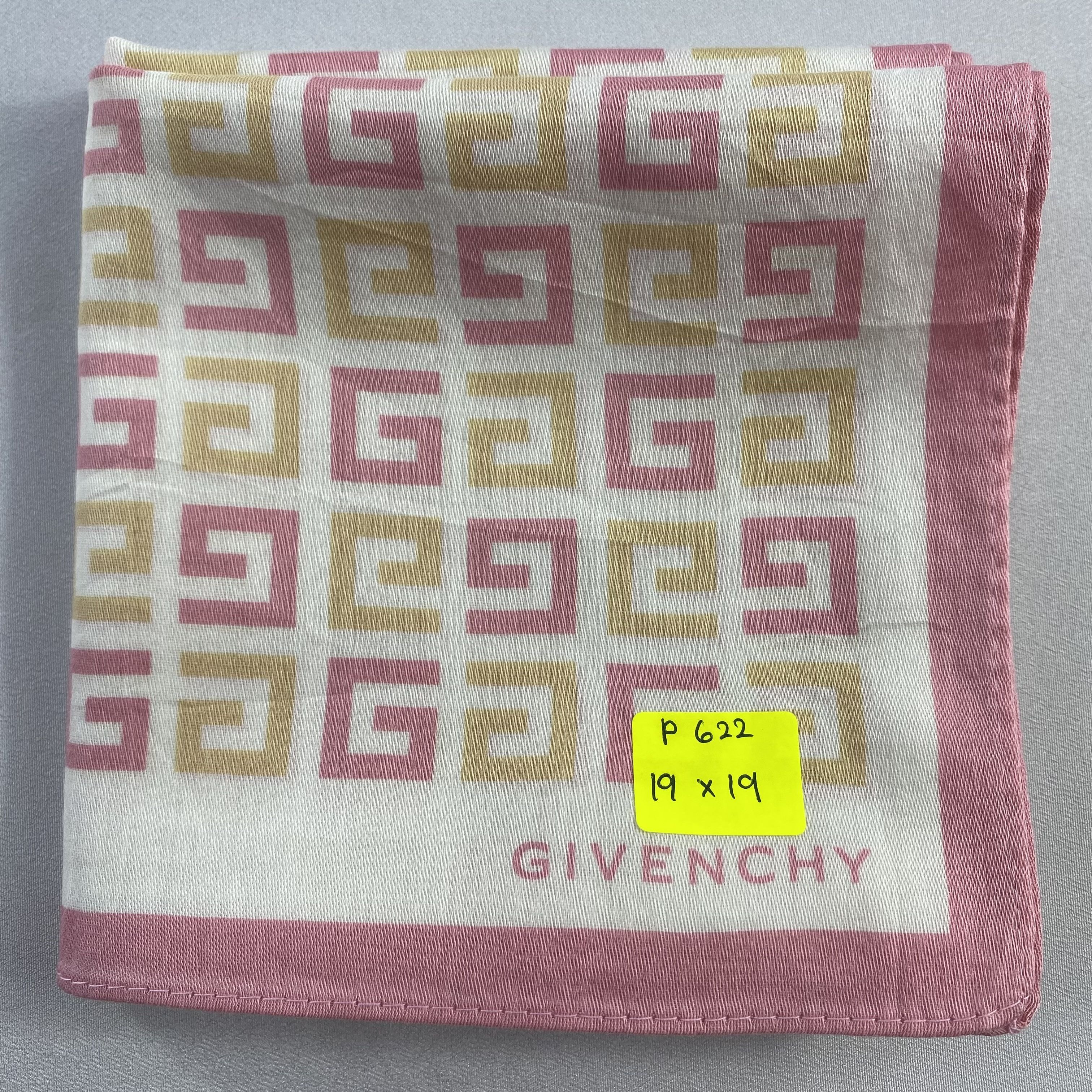 Vintage NWT Givenchy Bandana/ Handkerchief / Neckerchief-P622 Size ONE SIZE - 5 Thumbnail