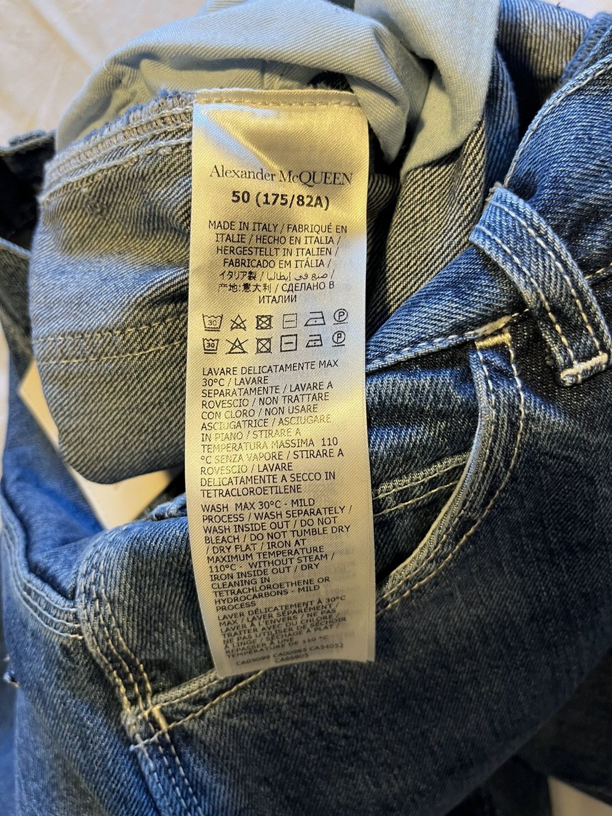 Alexander McQueen Alexander McQueen baggy wide leg jeans. Size US 34 / EU 50 - 11 Thumbnail