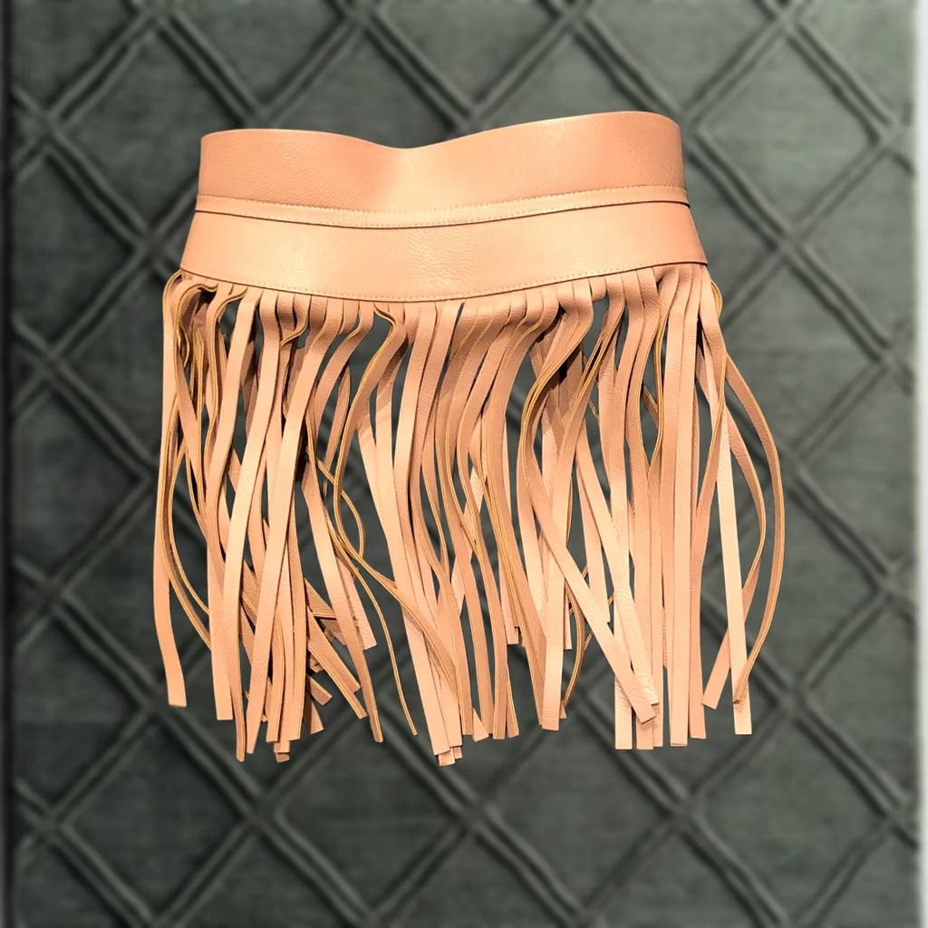 Bcbgmaxazria Max Azria Belt Waist Beige Fringe Wide S Leather Faux Leather Cowgirl Womens Size S Burgundy? Size 28" / US 6 / IT 42 - 1 Thumbnail