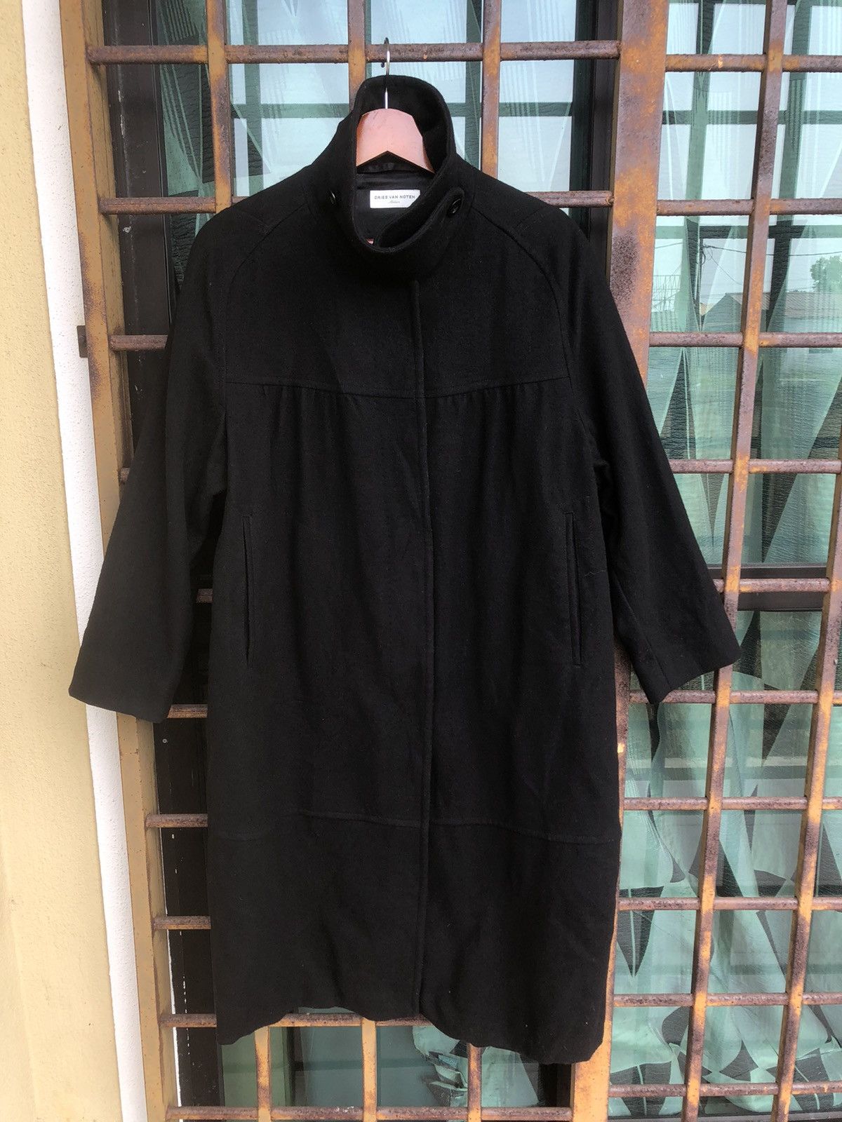 Dries Van Noten Dries Van Noten Wool Long Coat Size M / US 6-8 / IT 42-44 - 1 Thumbnail