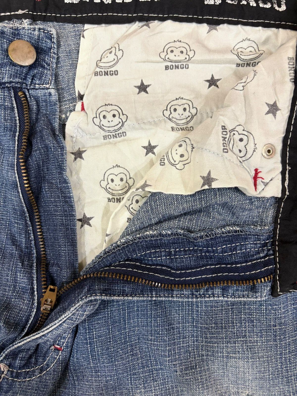 Japanese Brand Vintage Japanese Cargo Faded Wash Distress Baggy Skate Jeans Size US 34 / EU 50 - 9 Thumbnail