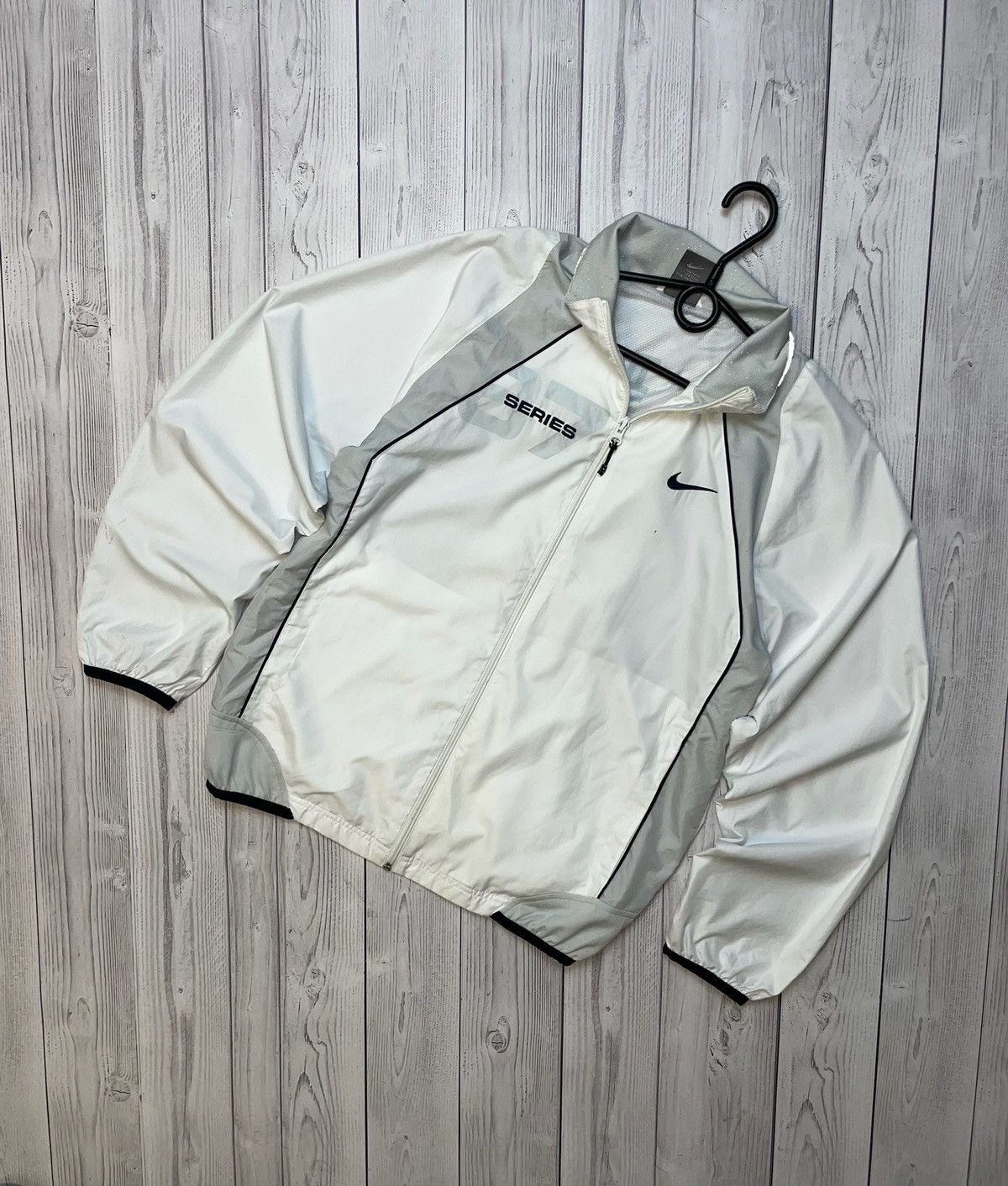Nike × Vintage Vintage Nike air max track jacket size S logo Size US S / EU 44-46 / 1 - 1 Thumbnail