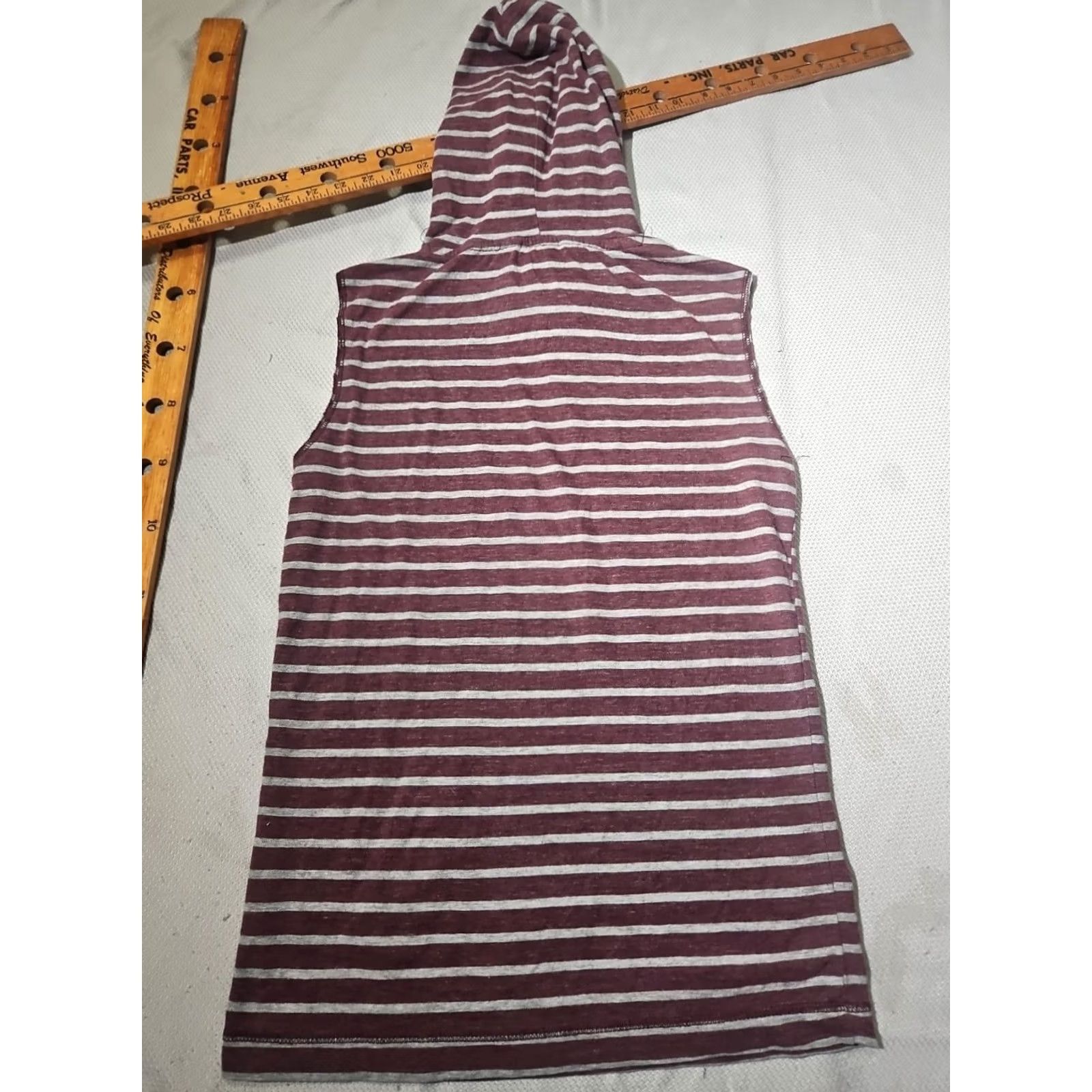 Aeropostale AeroPOSTALE Hoodie Mens XS Red Burgundy Gray Stripe Pullover Hooded Sleeveless Tank Top Size US XS / EU 42 / 0 - 6 Thumbnail