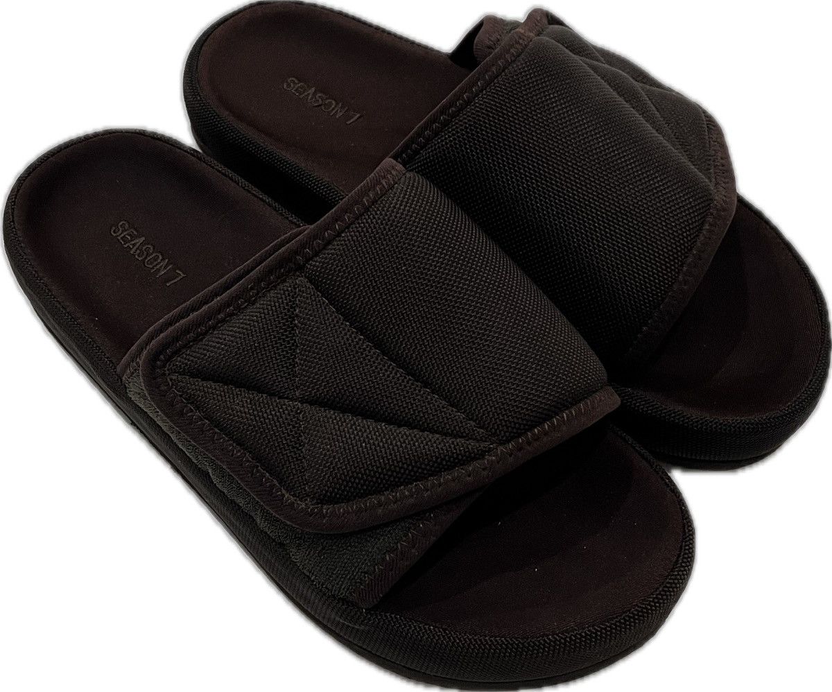 Yeezy Season 7 Slides | Grailed