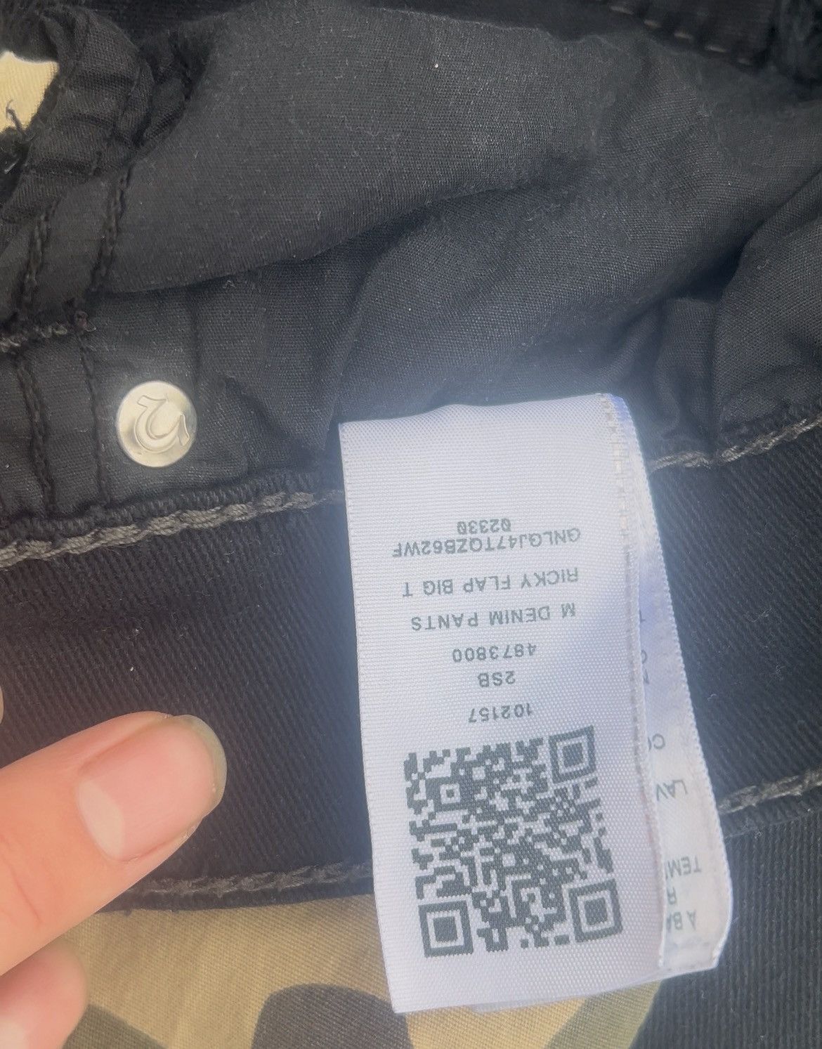 True Religion Custom true religion’s with camo patches and flare Size US 36 / EU 52 - 4 Thumbnail