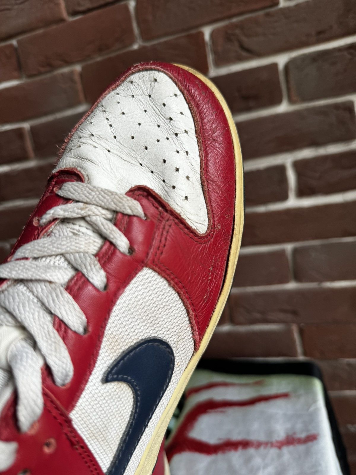 Nike Nike Dunk Low 2004 Vintage Supreme Court Sneakers Hype Rare Size US 9 / EU 42 - 10 Thumbnail