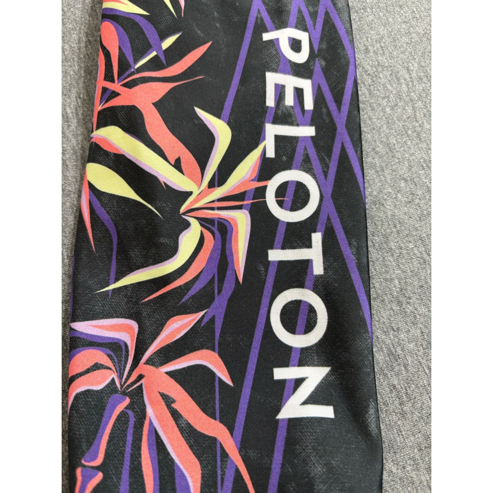 Other Onzie x Peloton | High Waist Leaf Print Leggings | Medium Size 22" - 6 Thumbnail
