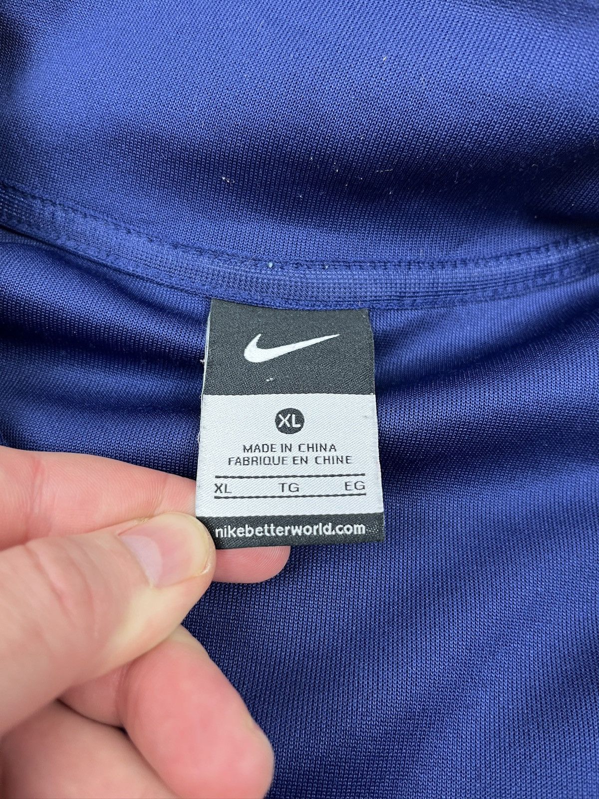 Nike Vintage Nike FC Barcelona Core Training Jacket Size US XL / EU 56 / 4 - 4 Thumbnail