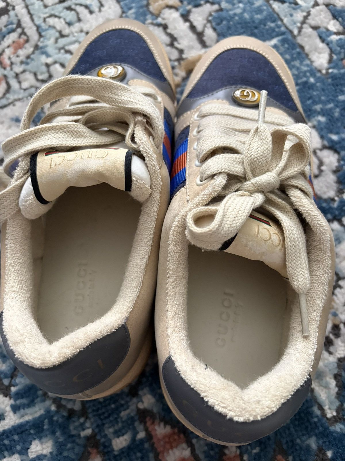 Gucci Gucci beige low top, blue and red stripe sneaker Size US 6 / EU 39 - 4 Thumbnail