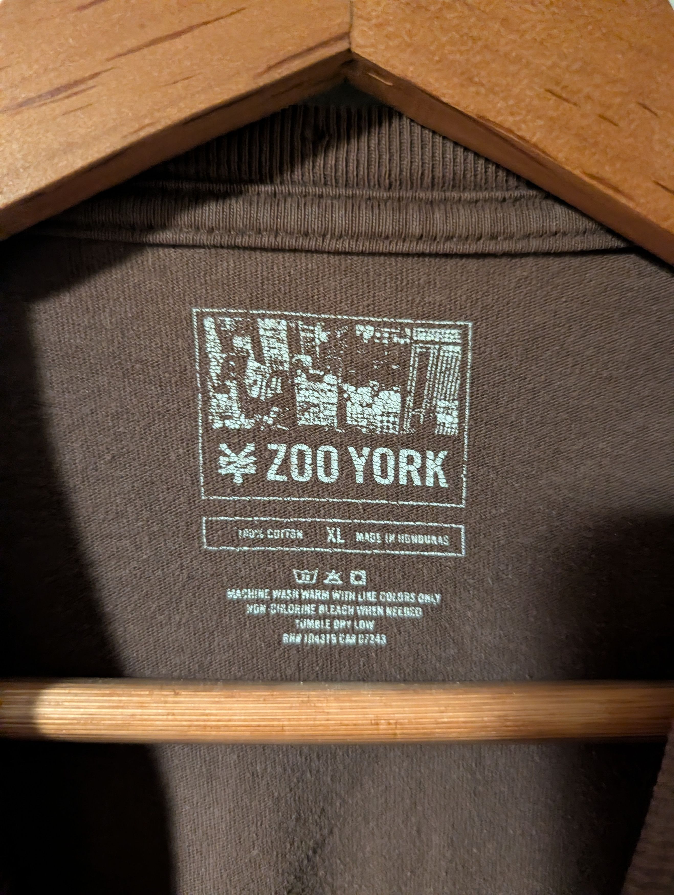 Zoo York Vintage Zoo York Skateboards All Over Print Graphic T-Shirt Size US XL / EU 56 / 4 - 3 Thumbnail