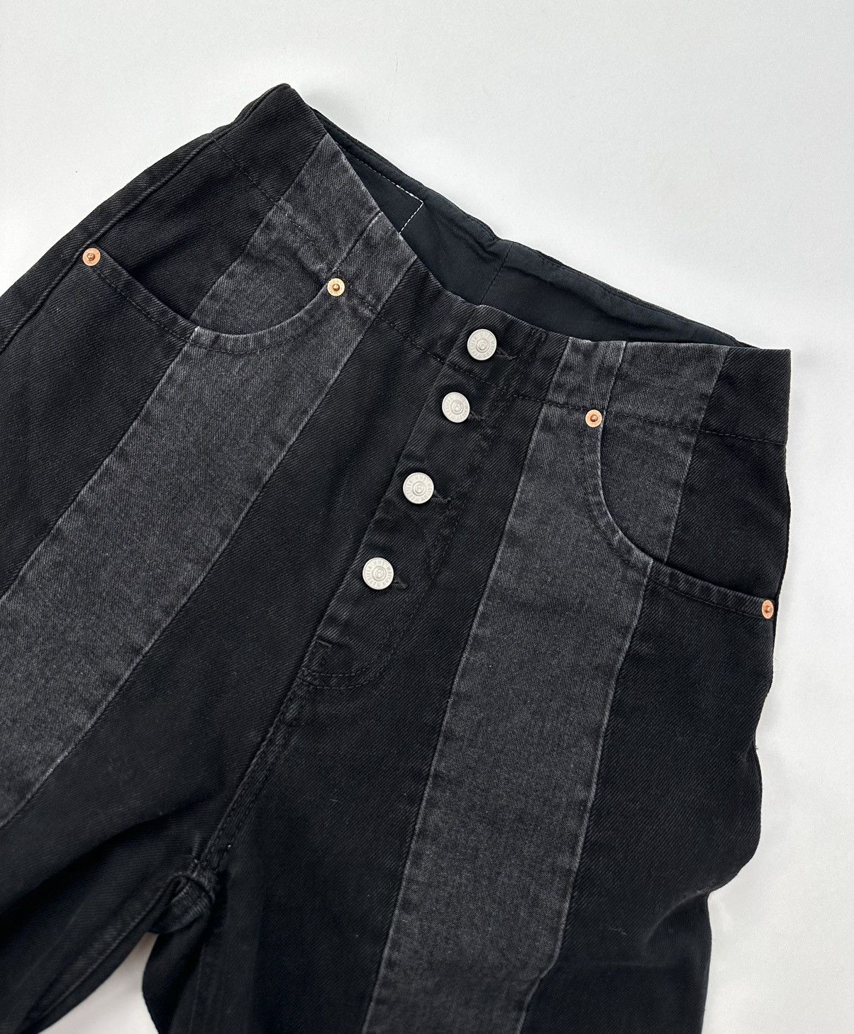 Maison Margiela Maison Margiela MM6 High waisted Button Fly Two-tone Denim Size 27" / US 4 / IT 40 - 3 Thumbnail